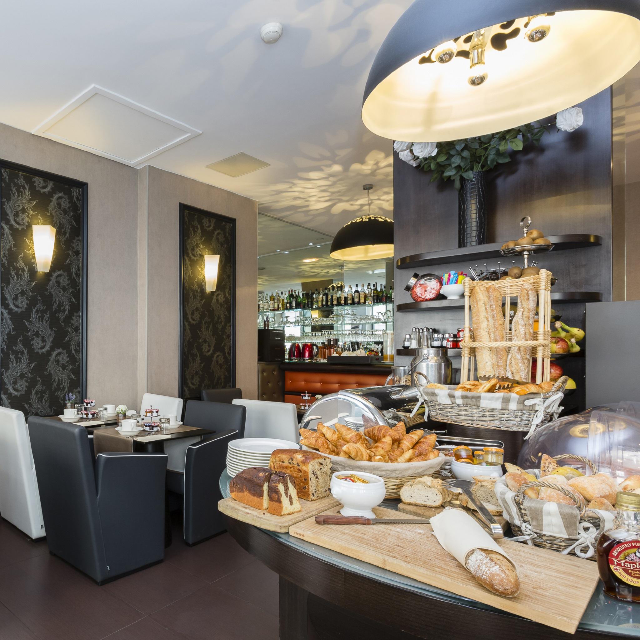 Elysées Bassano Hotel Parigi