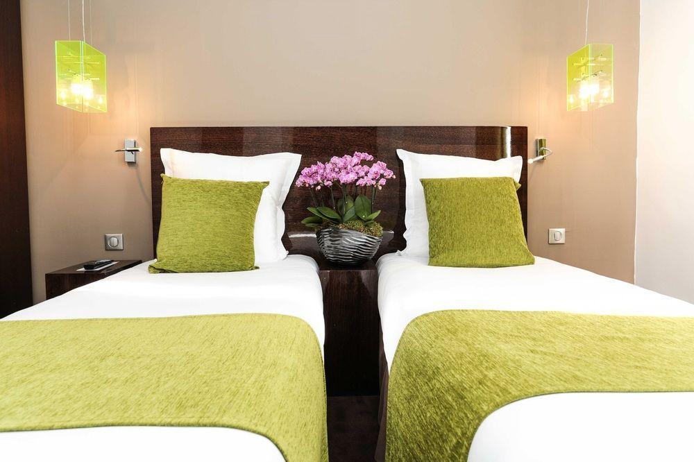 Le Rocroy 4* Parigi