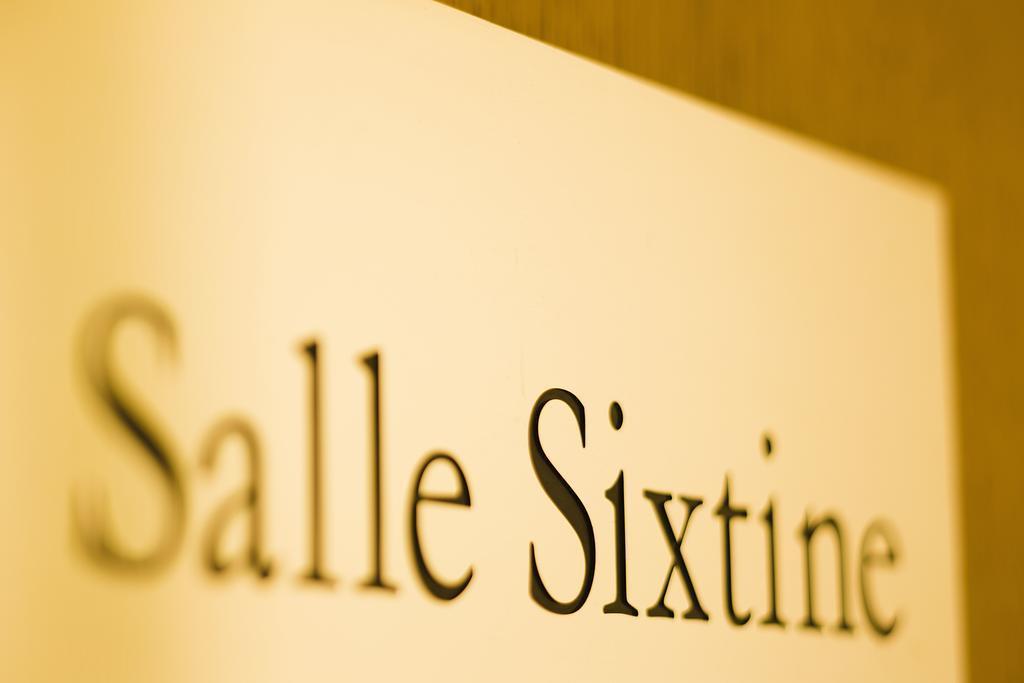 Le Six Hotel Paris