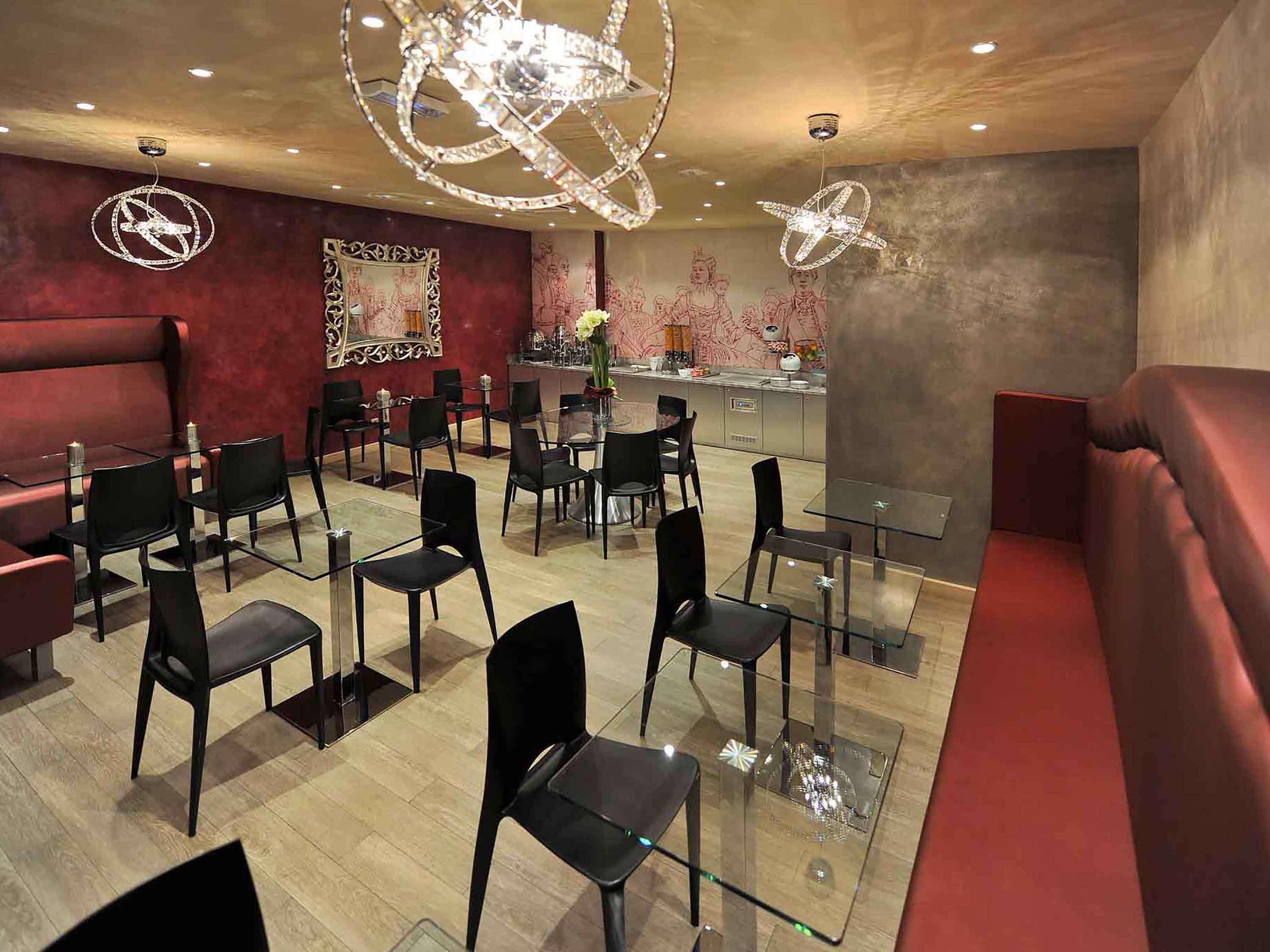 Hotel Mercure Bastille Marais 4*