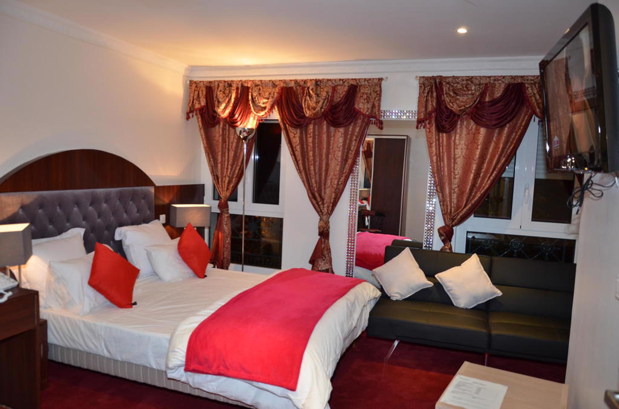 Regina Montmartre Hotel Parigi