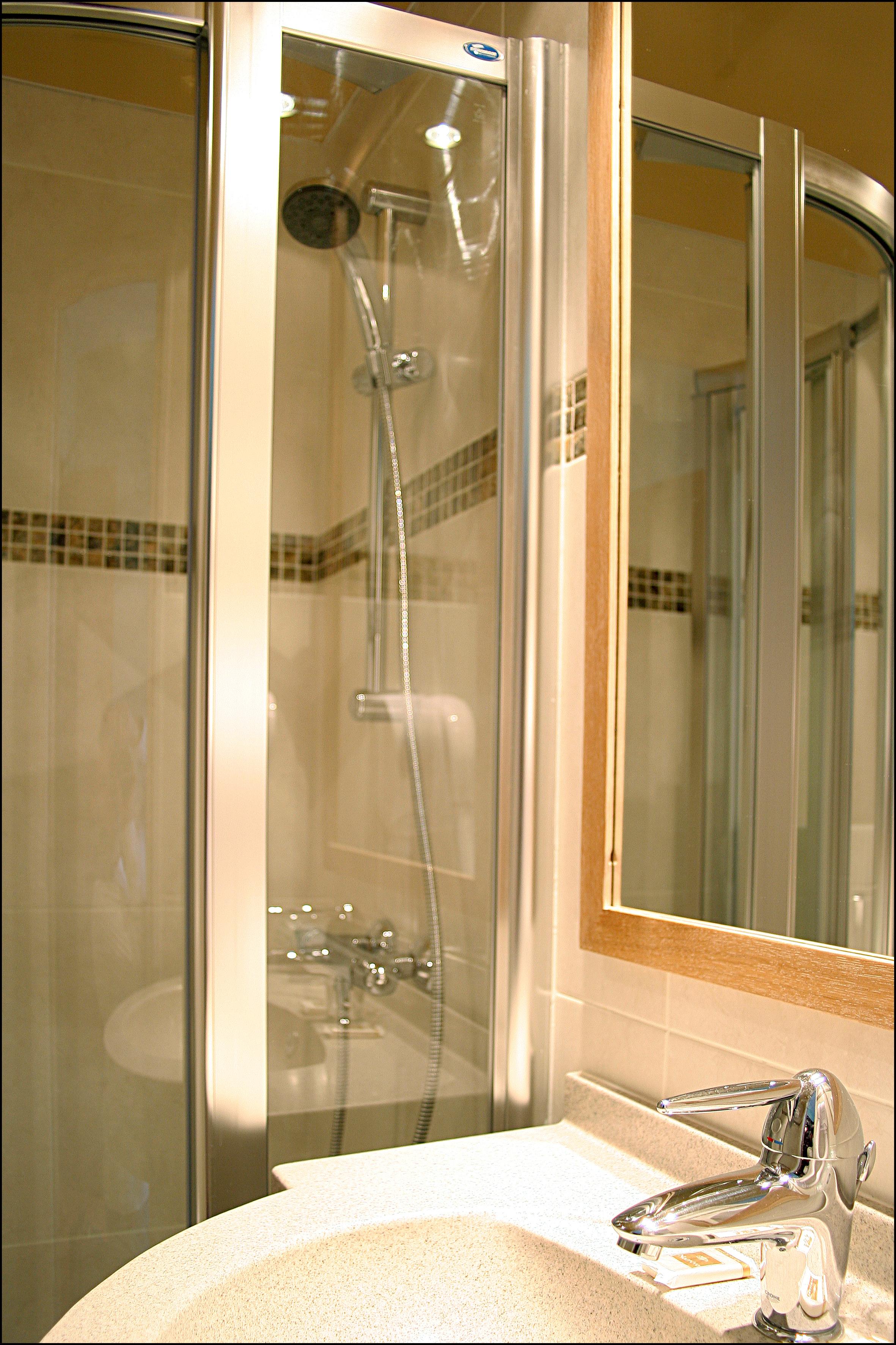 Grand Dore Hotel 3*