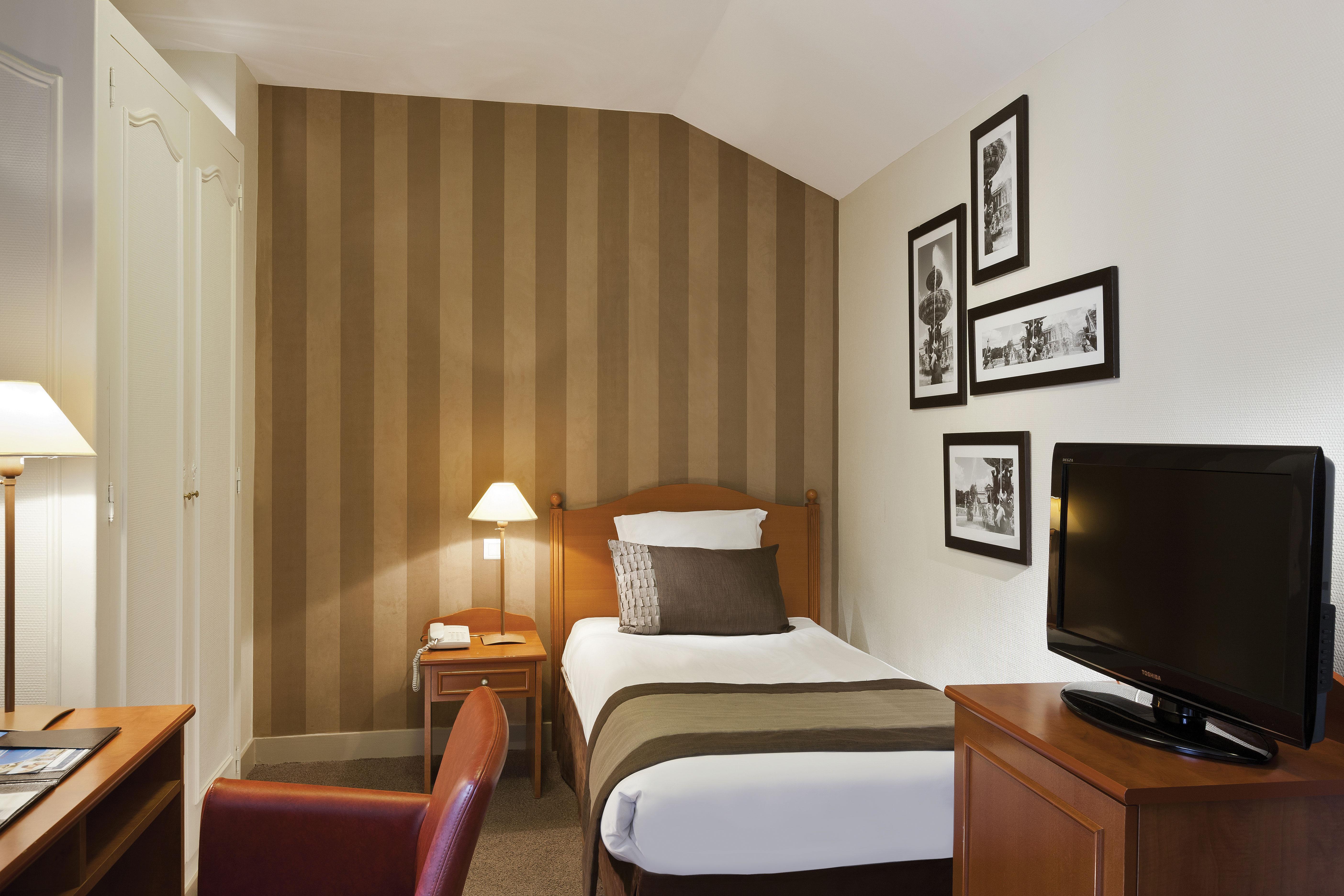 Hotel Bleues Provinces Opera 3*