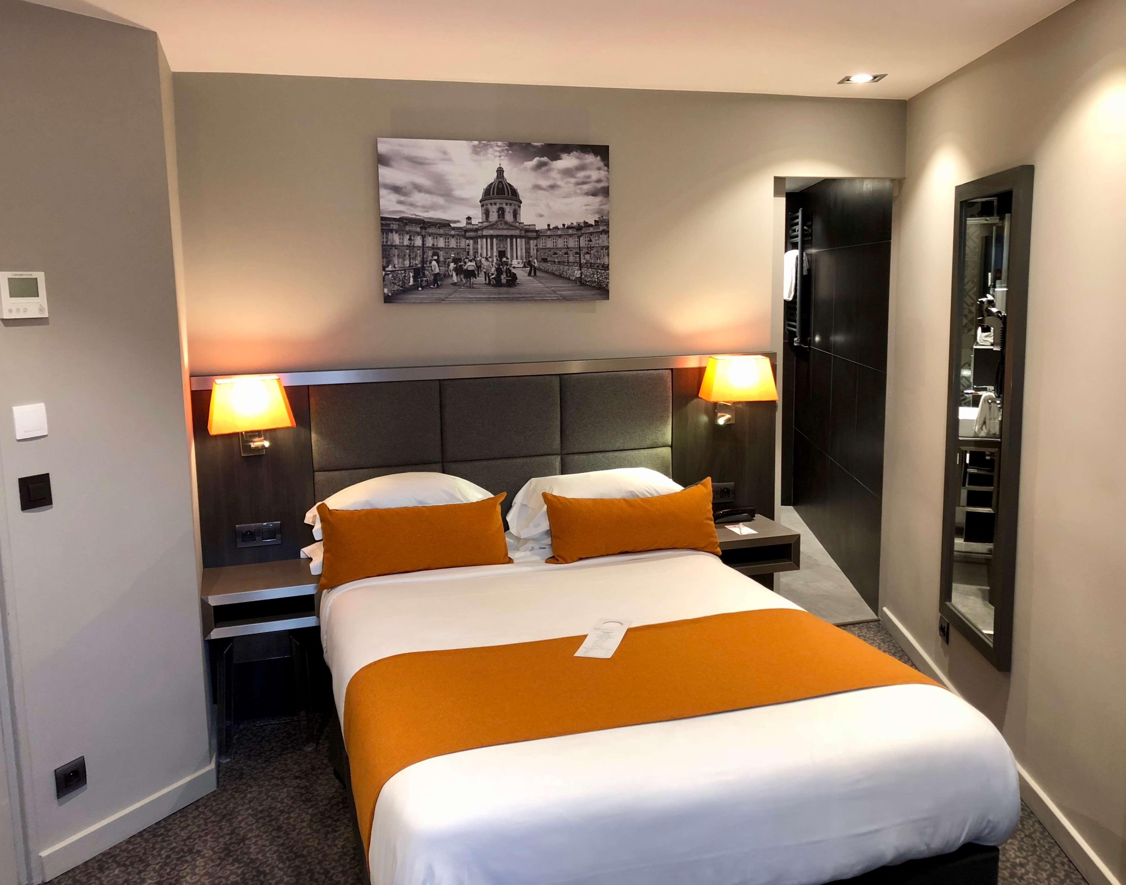 Western Empire Elysees Hotel Paris