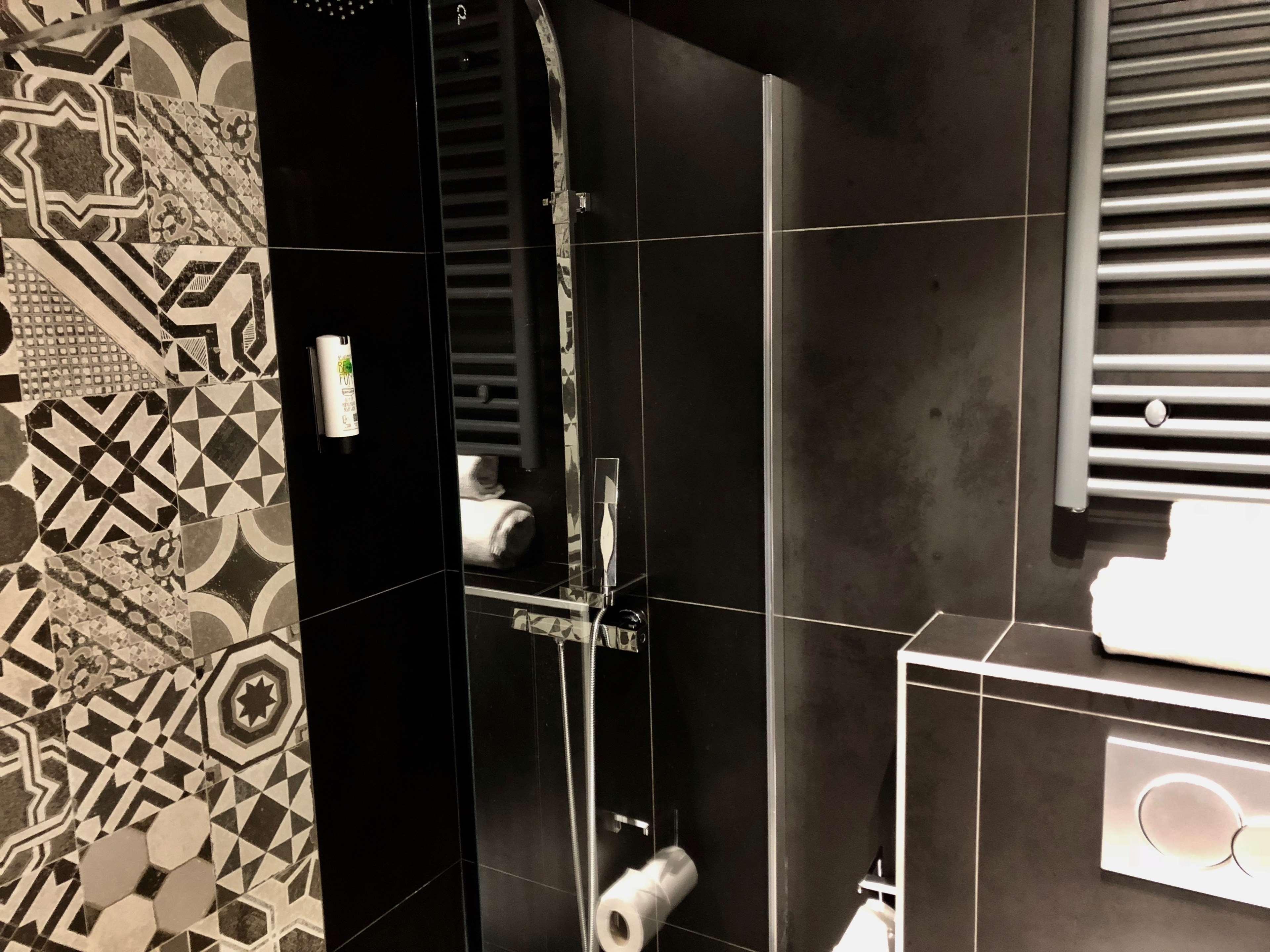 Hotel Western Empire Elysees 3*