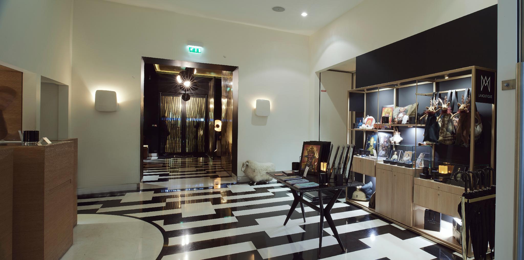 Marignan Champs-elysées Hotel