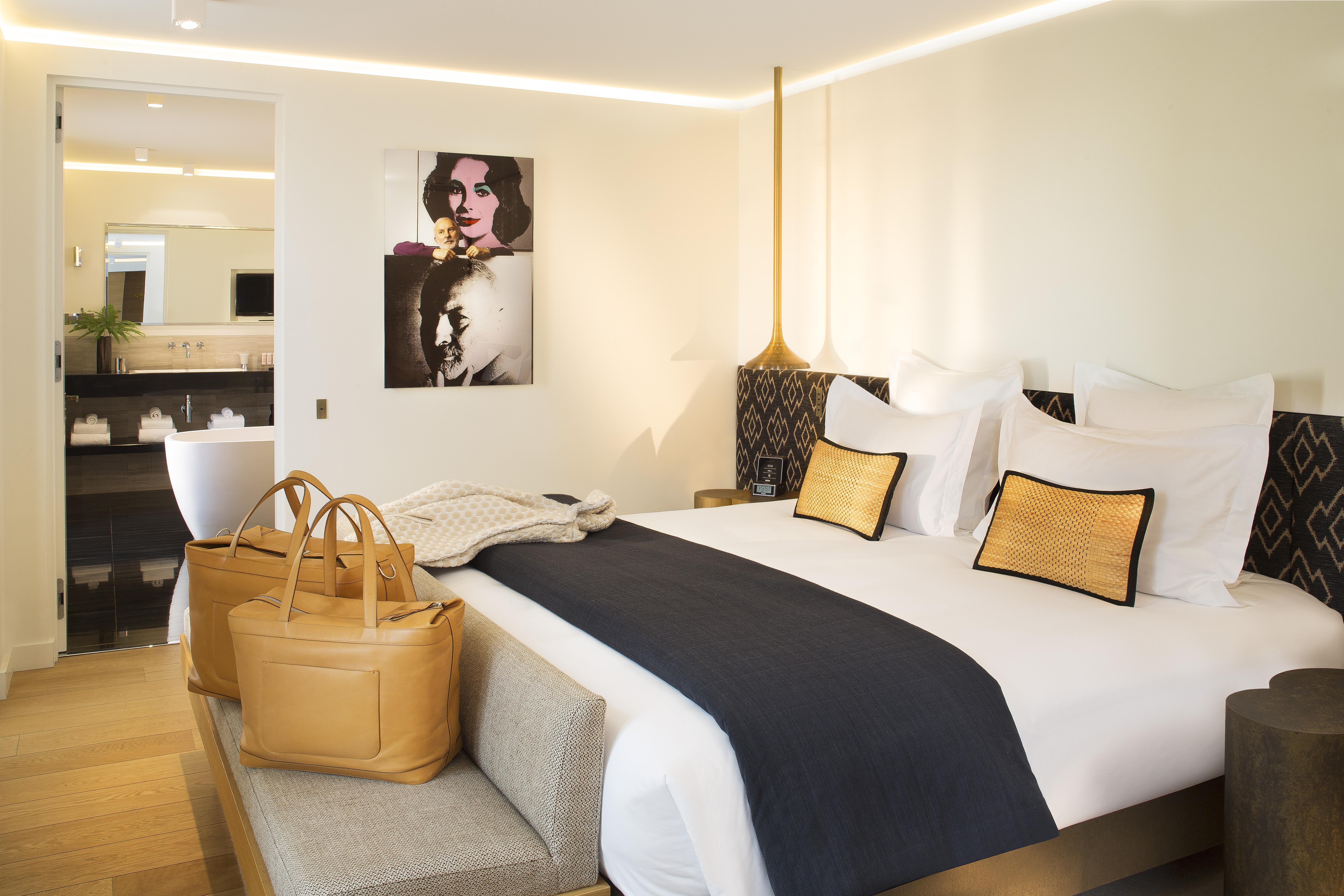 Hotel Marignan Champs-elysées Parigi