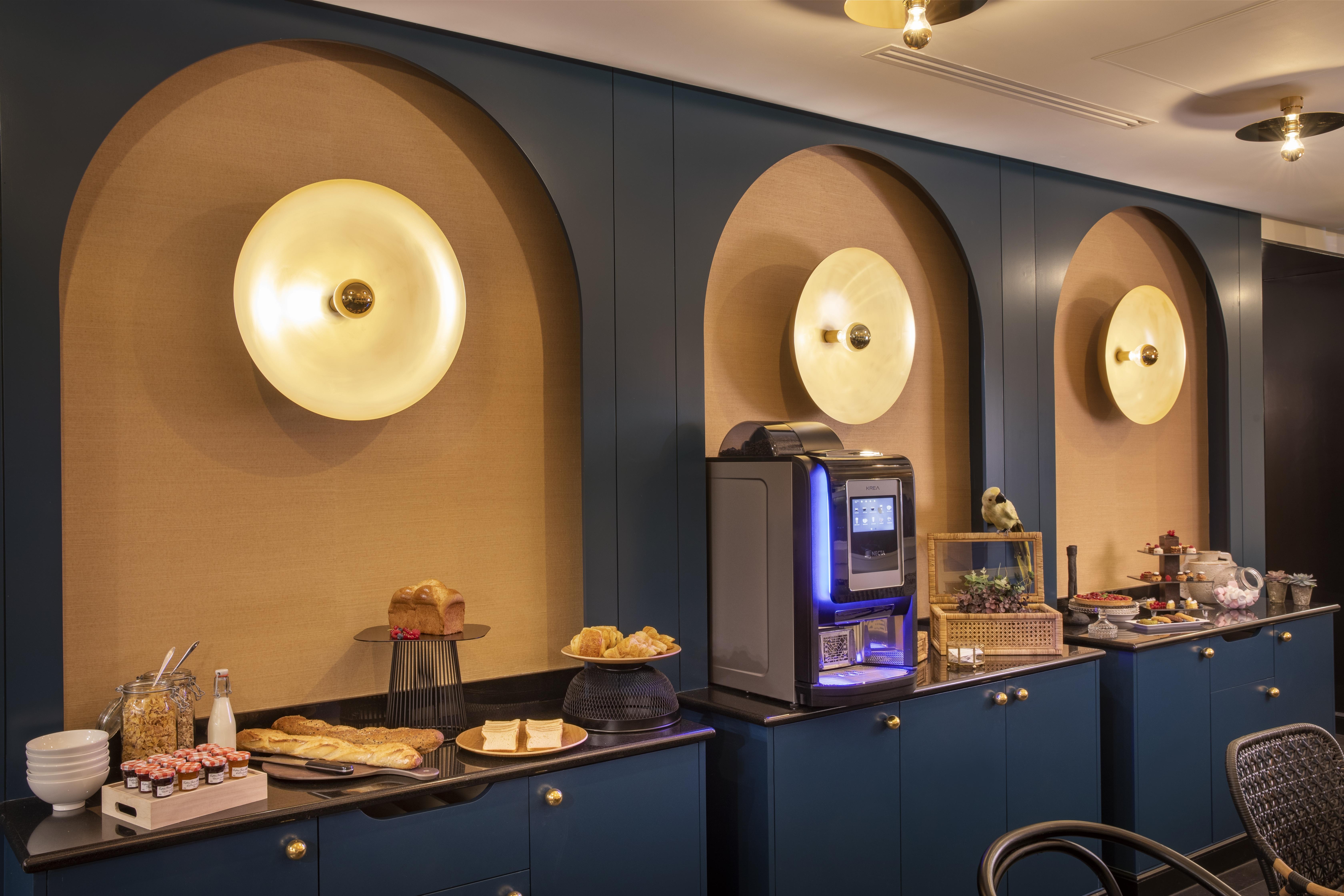 Grand Chicago Hotel 4*