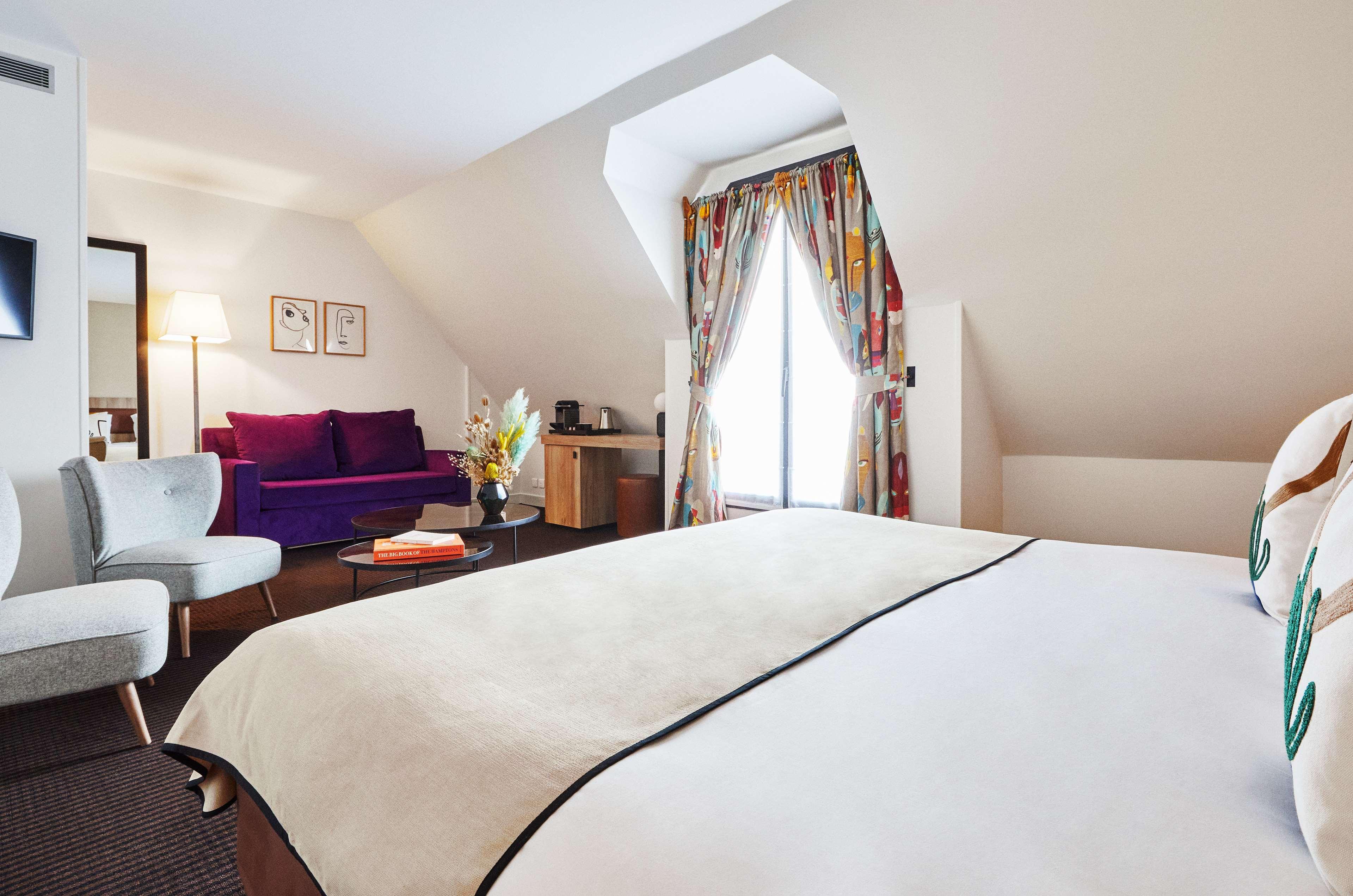 Hotel Plaza Tour Eiffel Parigi