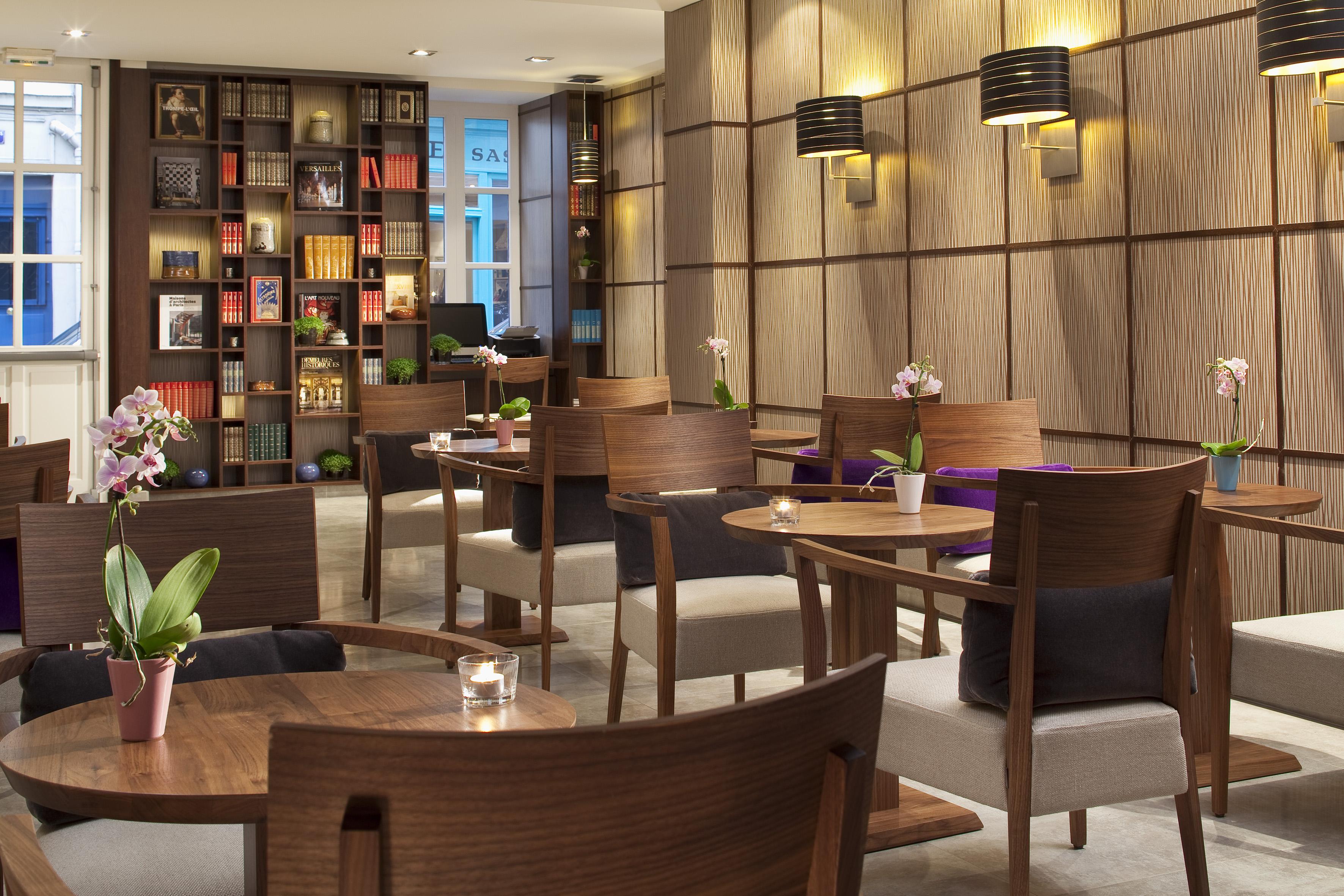 Hotel Jardins Eiffel 3*