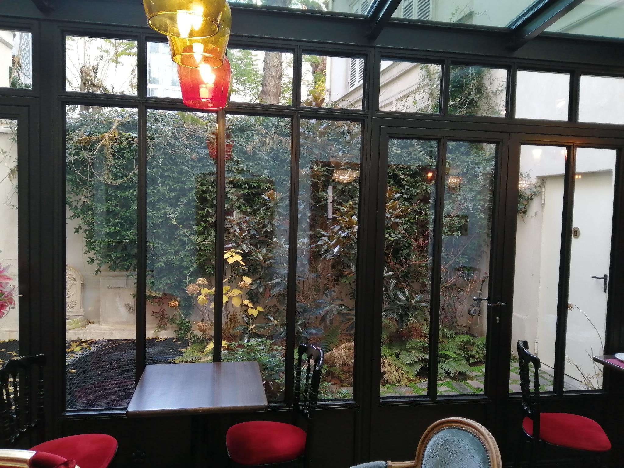 Hotel Sacha