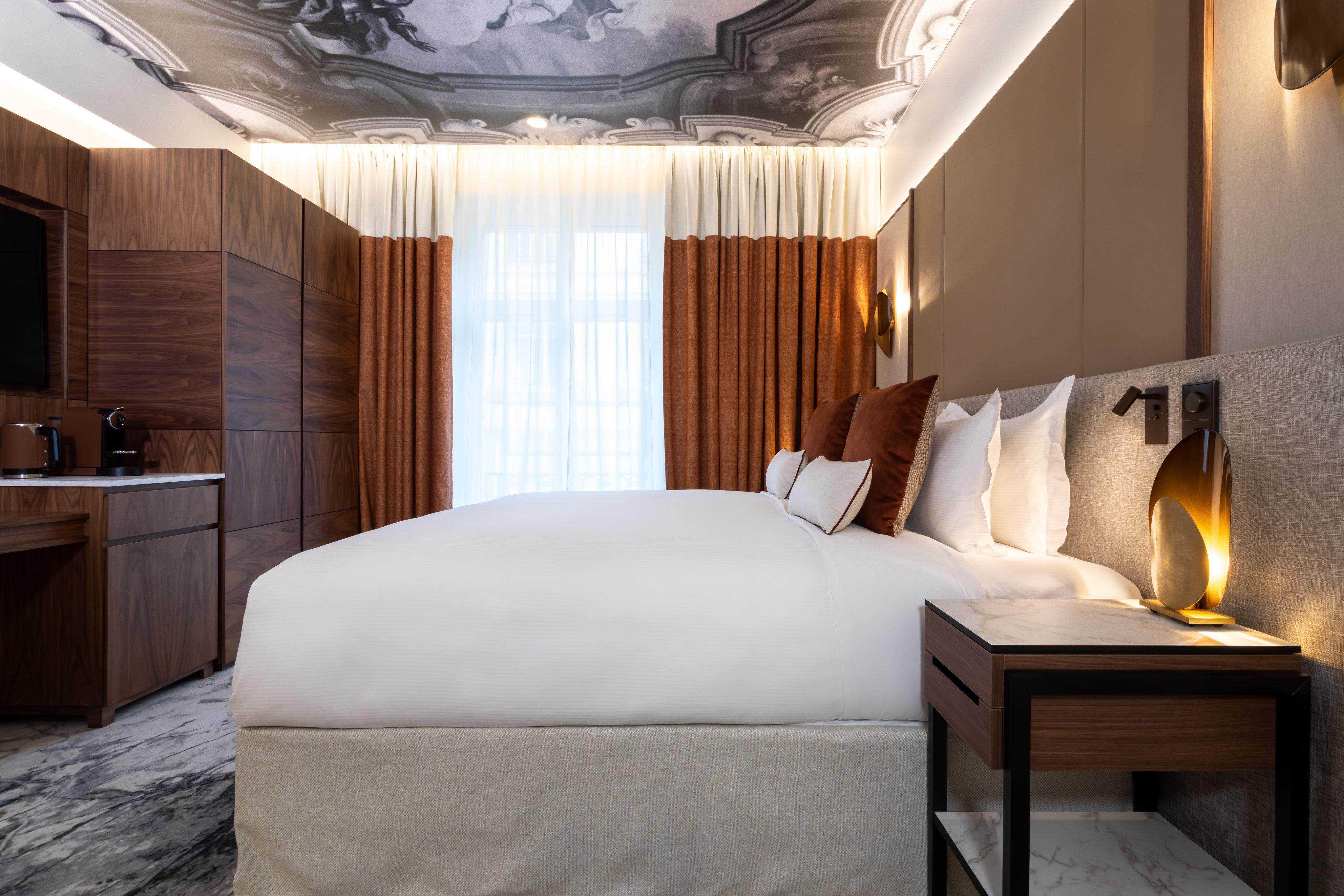 Hotel Intercontinental Champs Elysées Etoile, An Ihg 5*