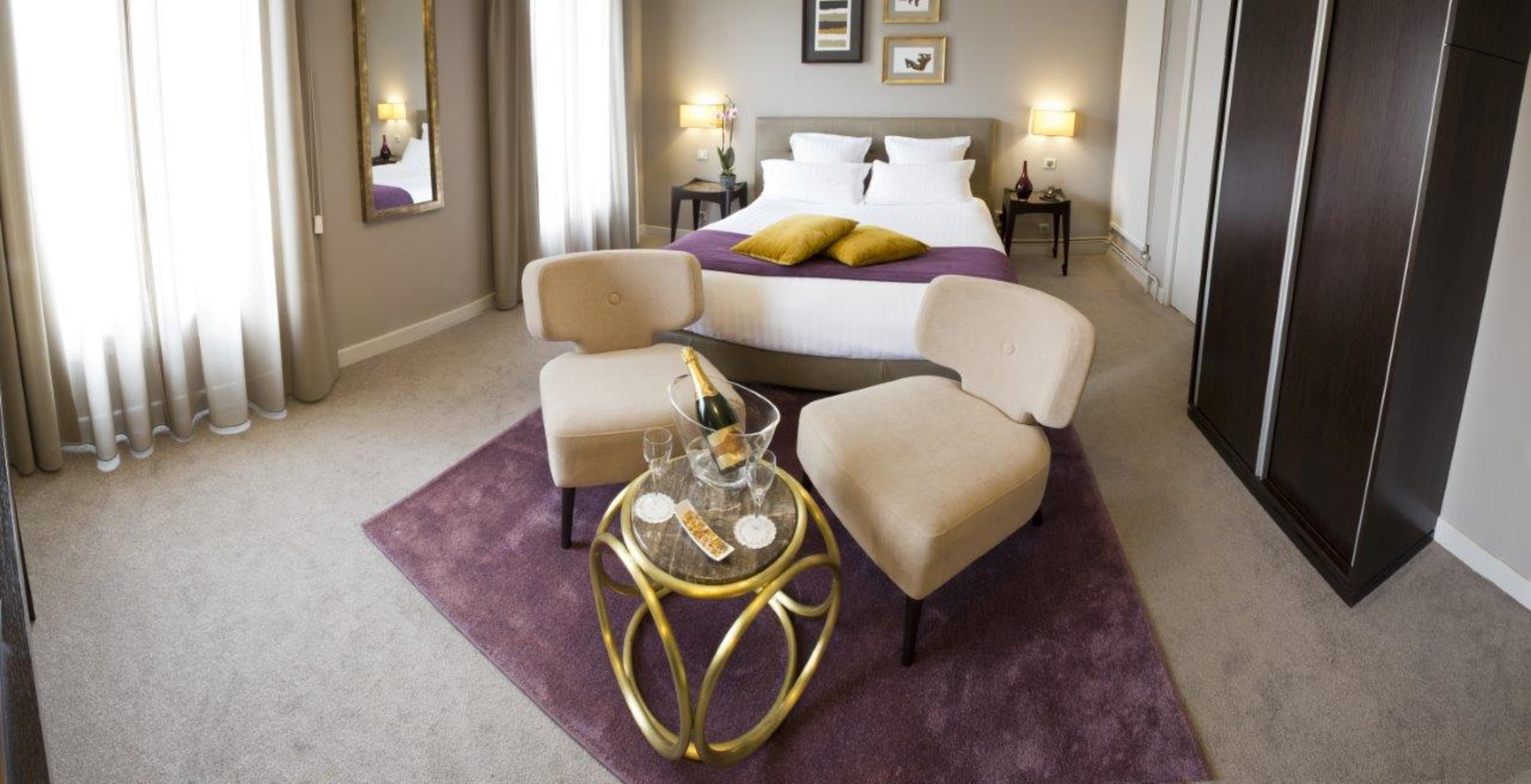 Le Frochot Pigalle, Sonder By Marriott Bonvoy 3* Parigi