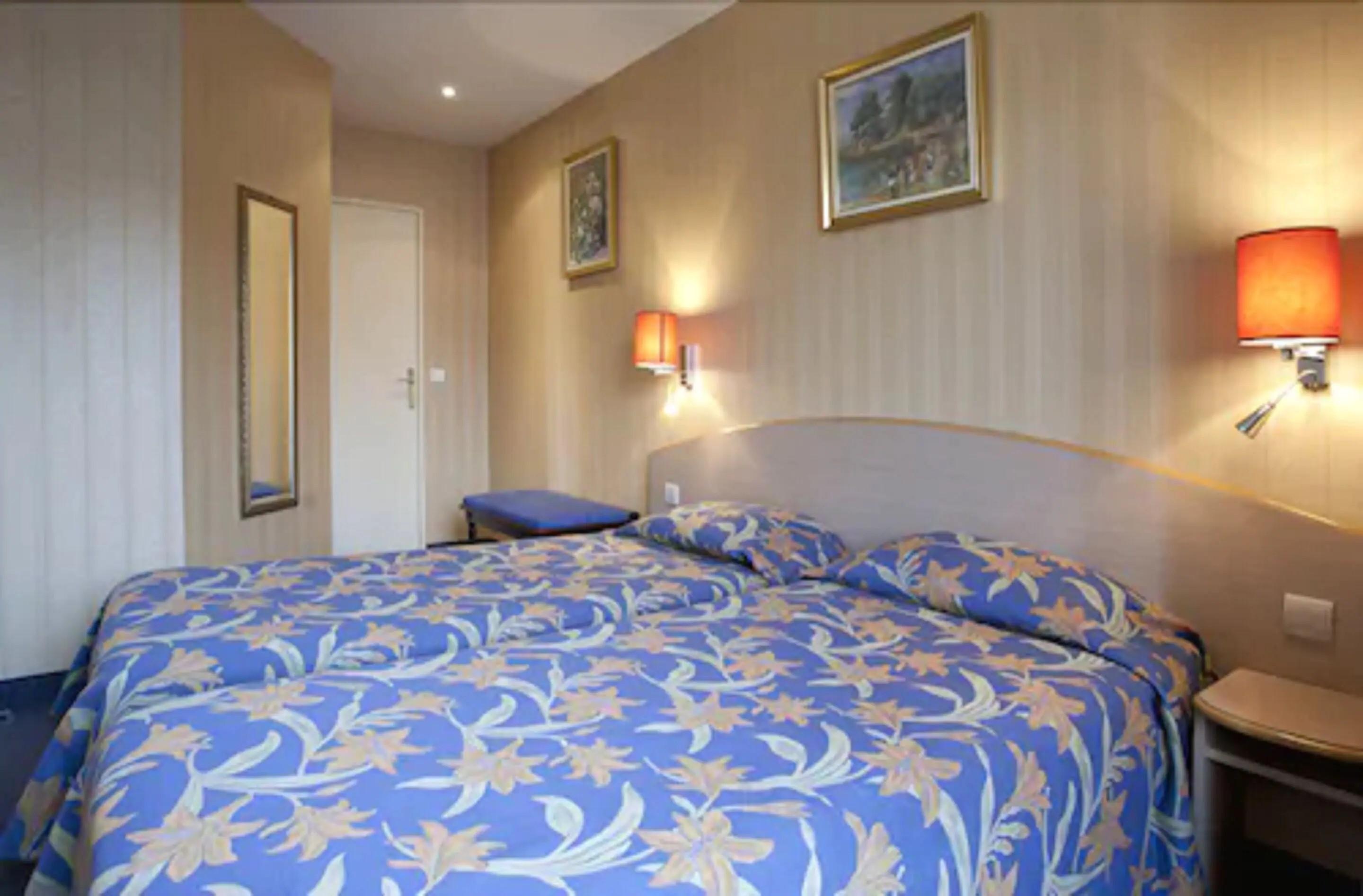Transcontinental Hotel Paris
