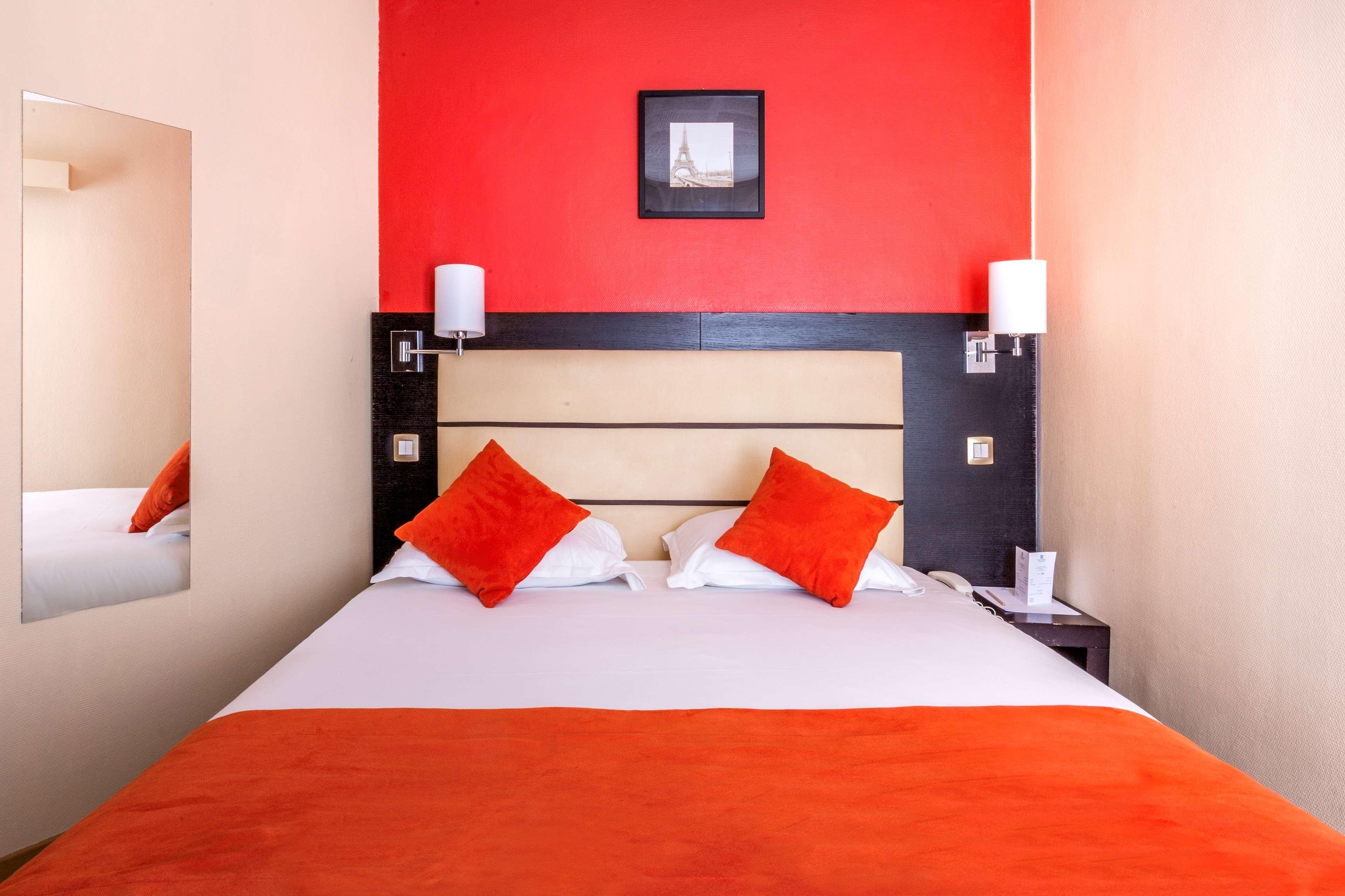 Hotel Sure By Western Gare Du Nord 3*