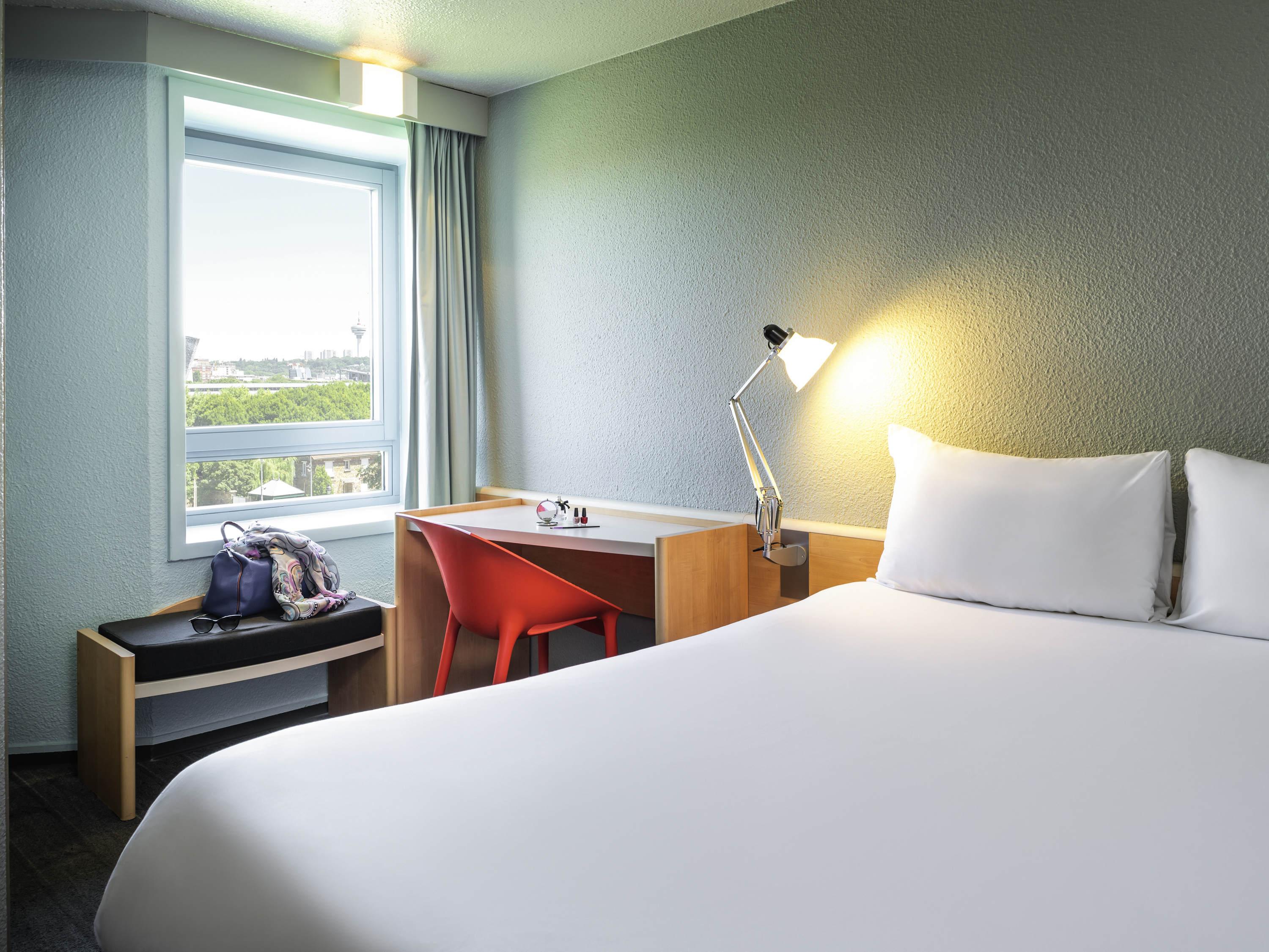 Hotel Ibis La Cité Des Sciences 19ème 3*