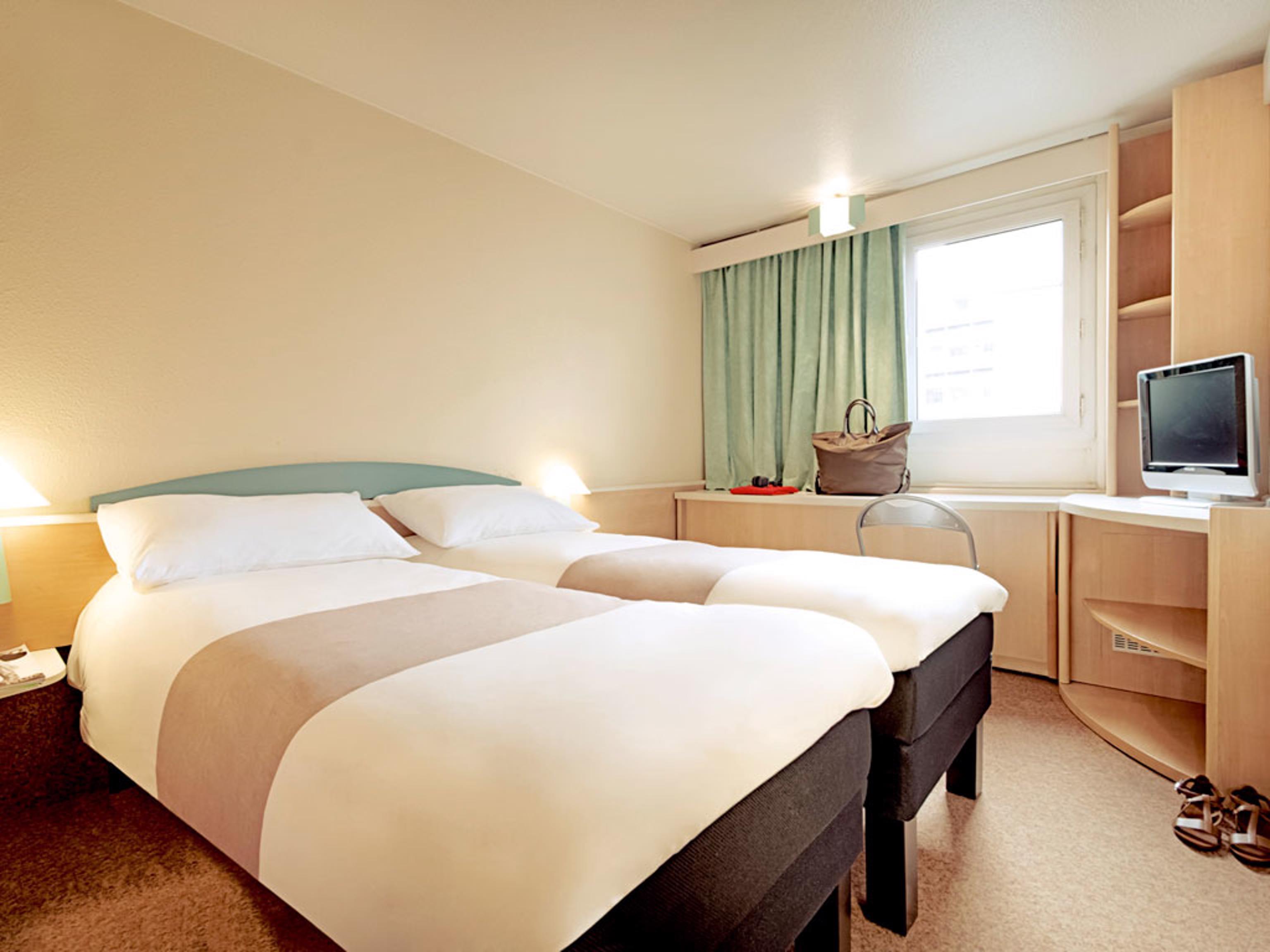Hotel Ibis La Cité Des Sciences 19ème 3*
