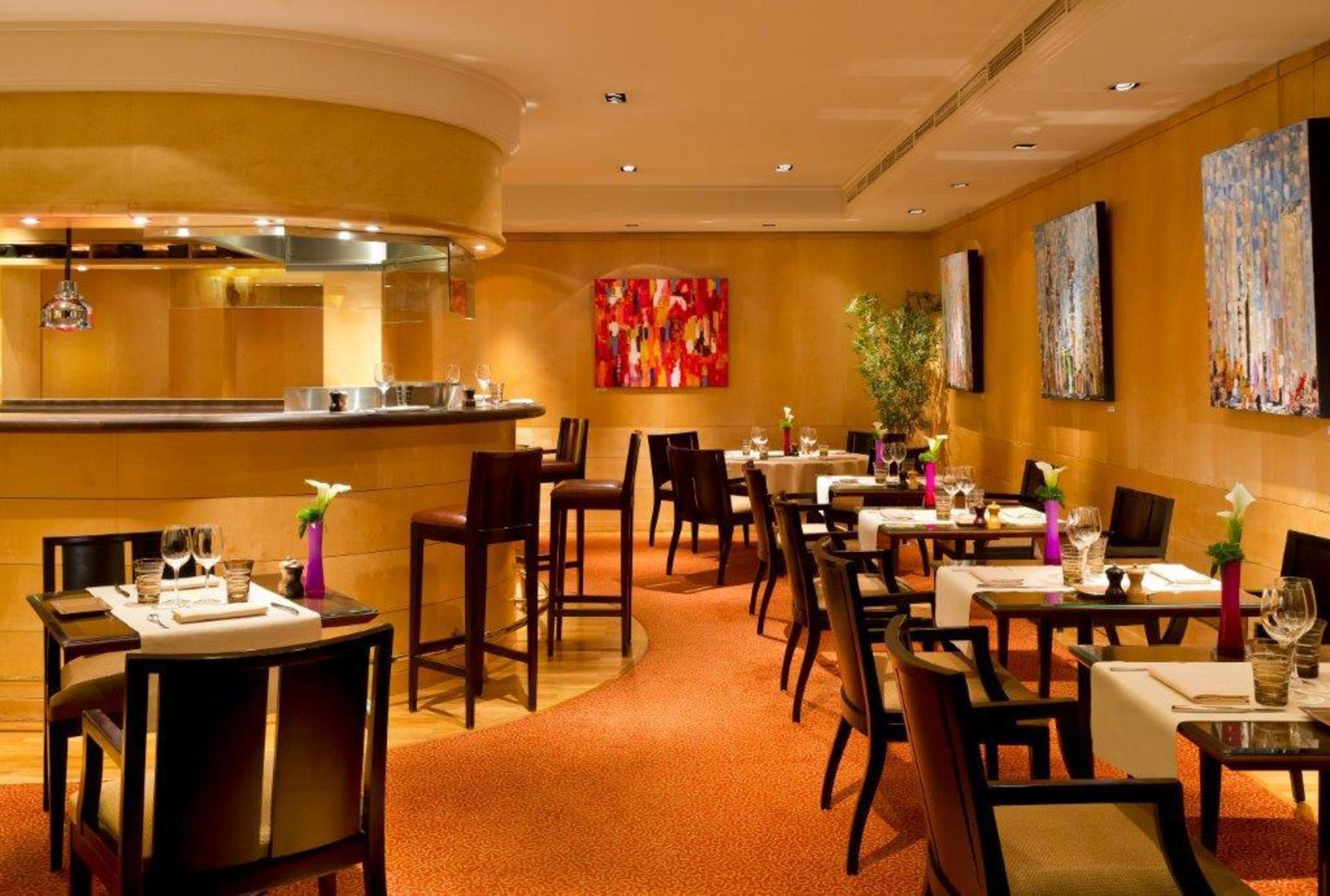 Hotel Warwick Champs-elysees 4*