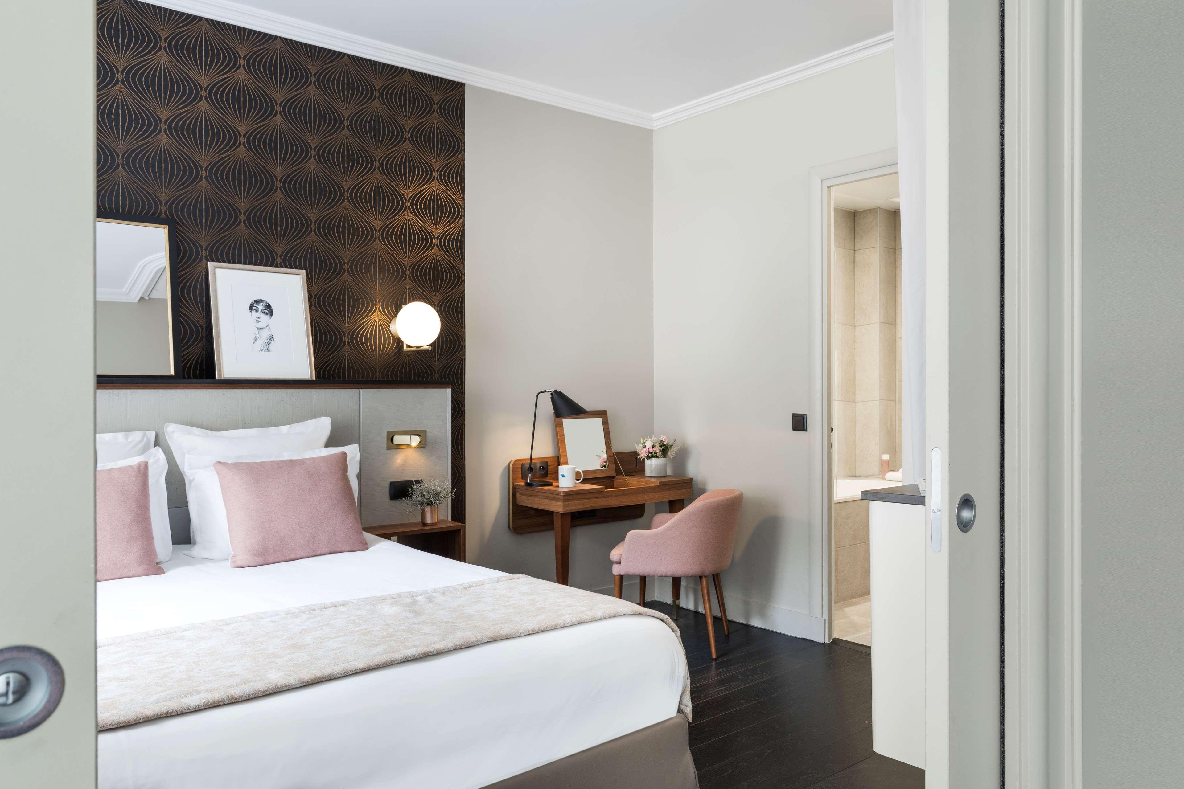 Western La Demeure Hotel