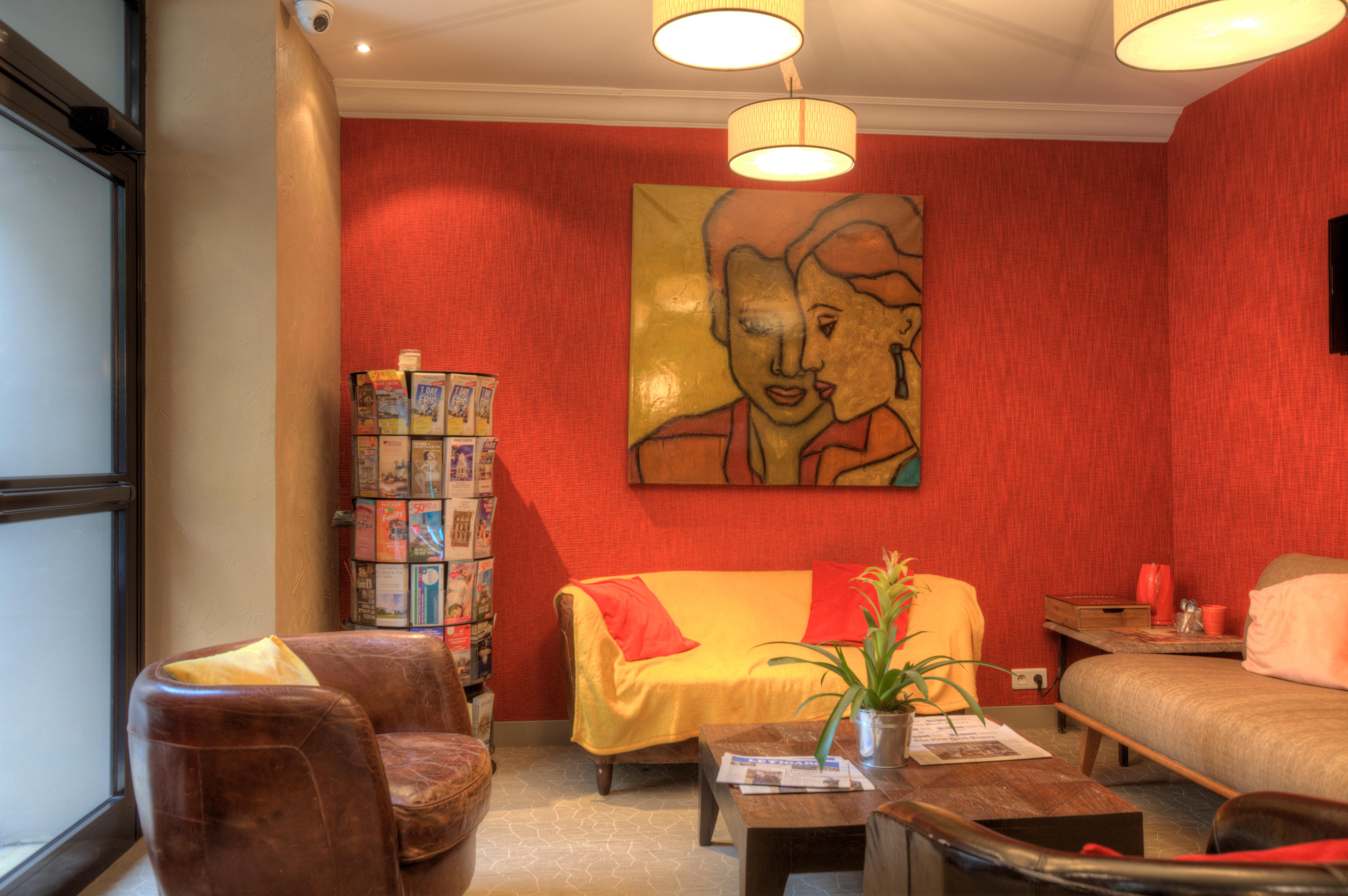 Moulin Plaza By Happyculture Hotel