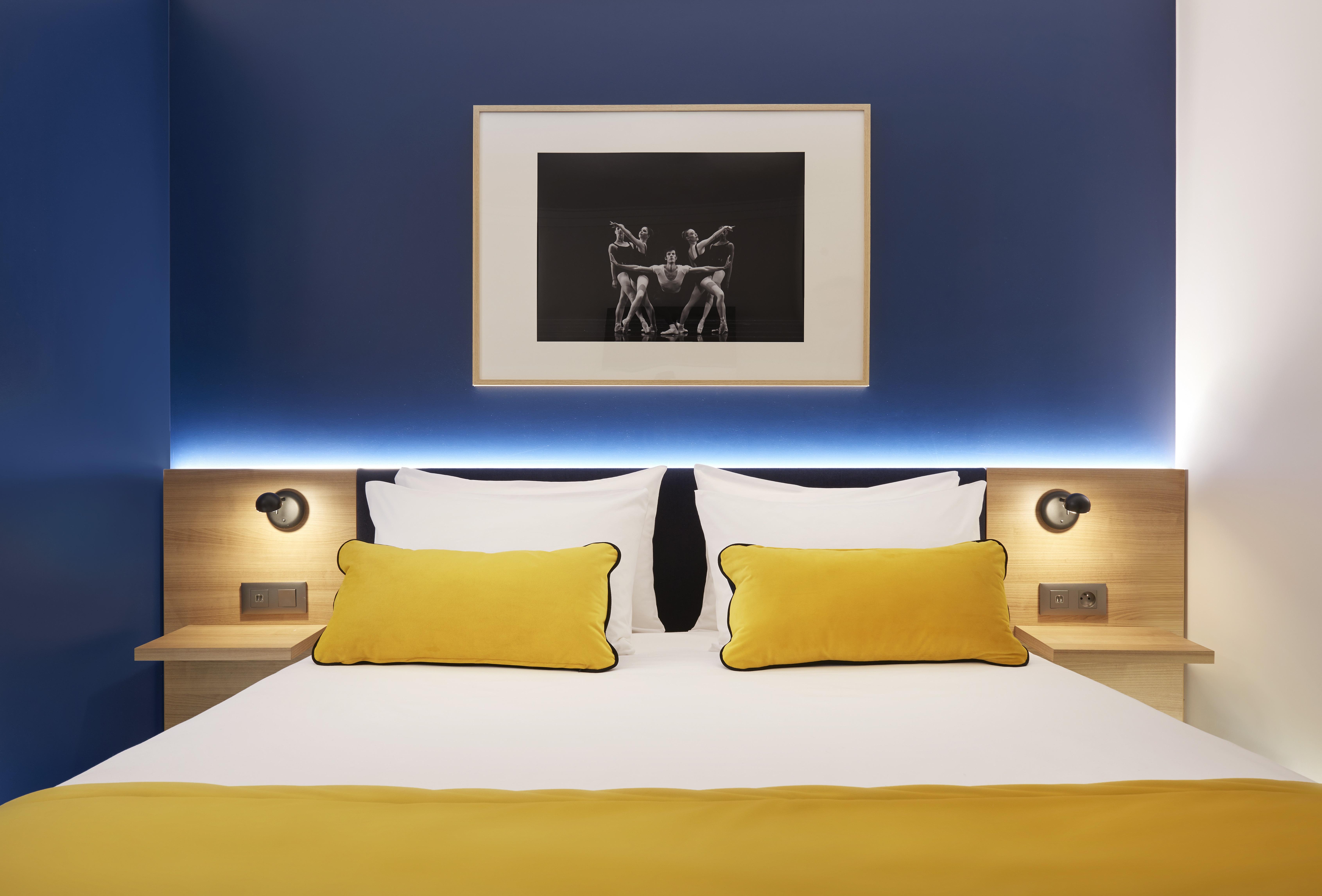 Hotel 17 Batignolles Parigi