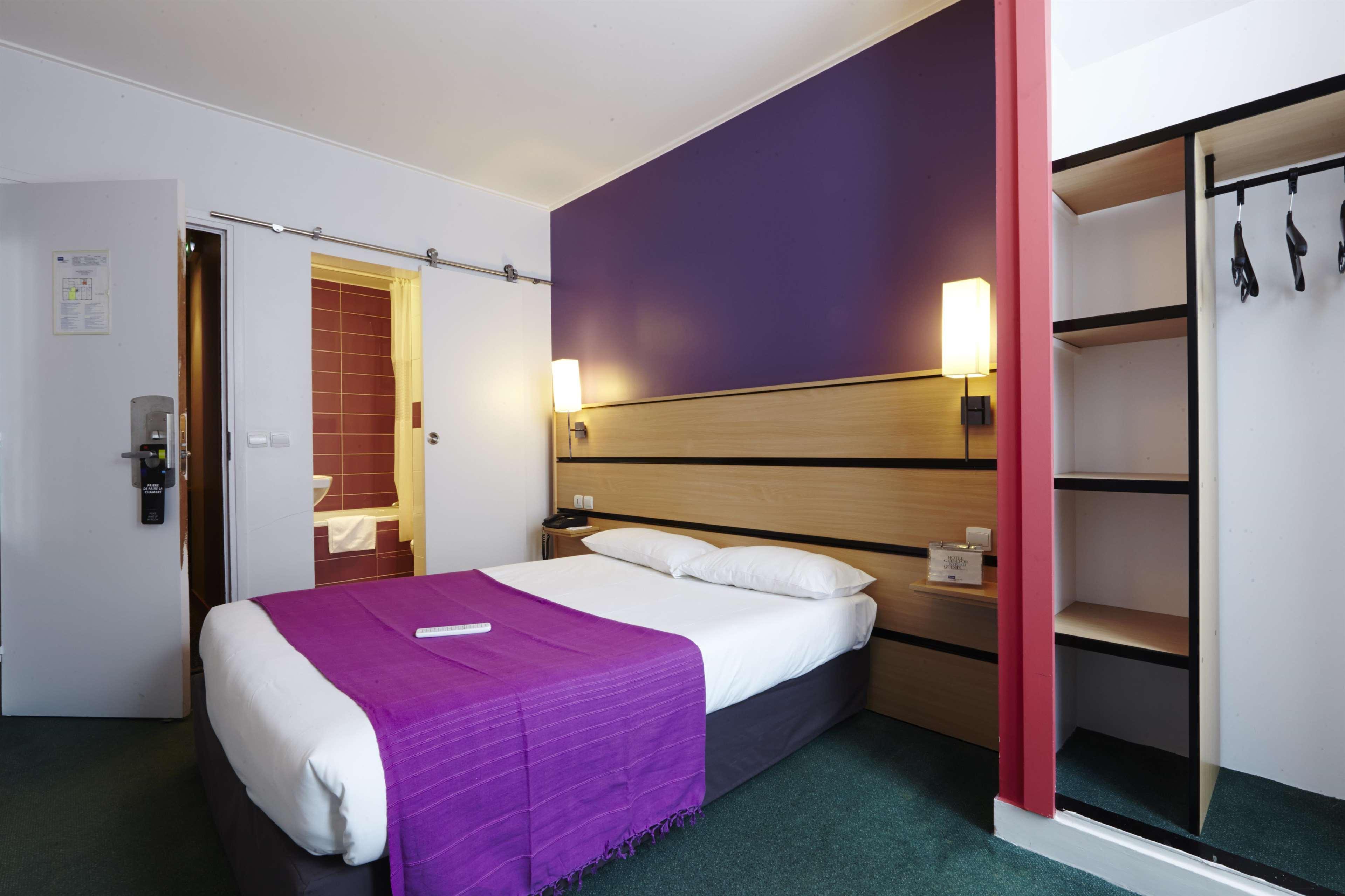 Hotel Kyriad 10 - Canal Saint Martin - République