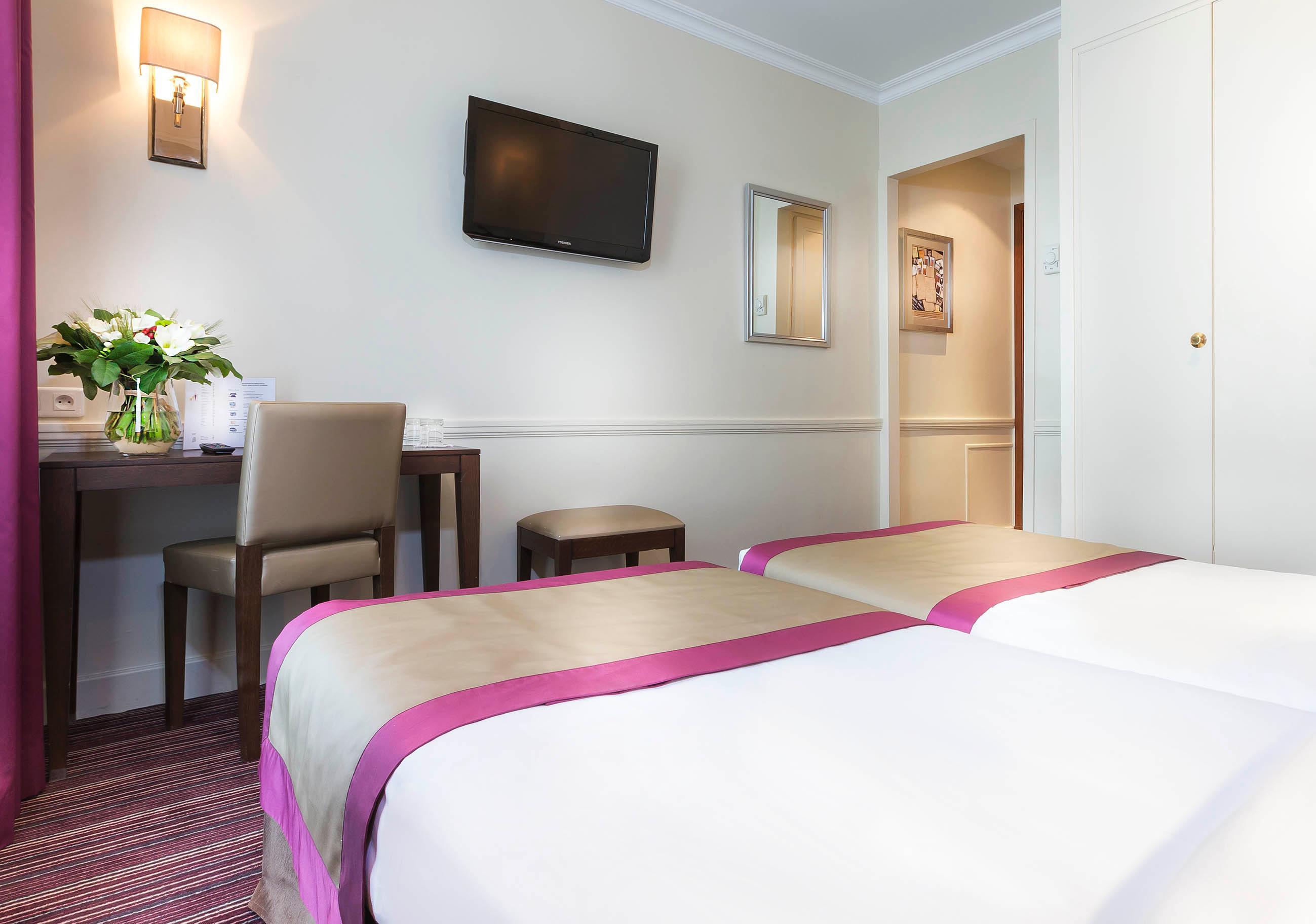 Hotel Elysees Union 3*