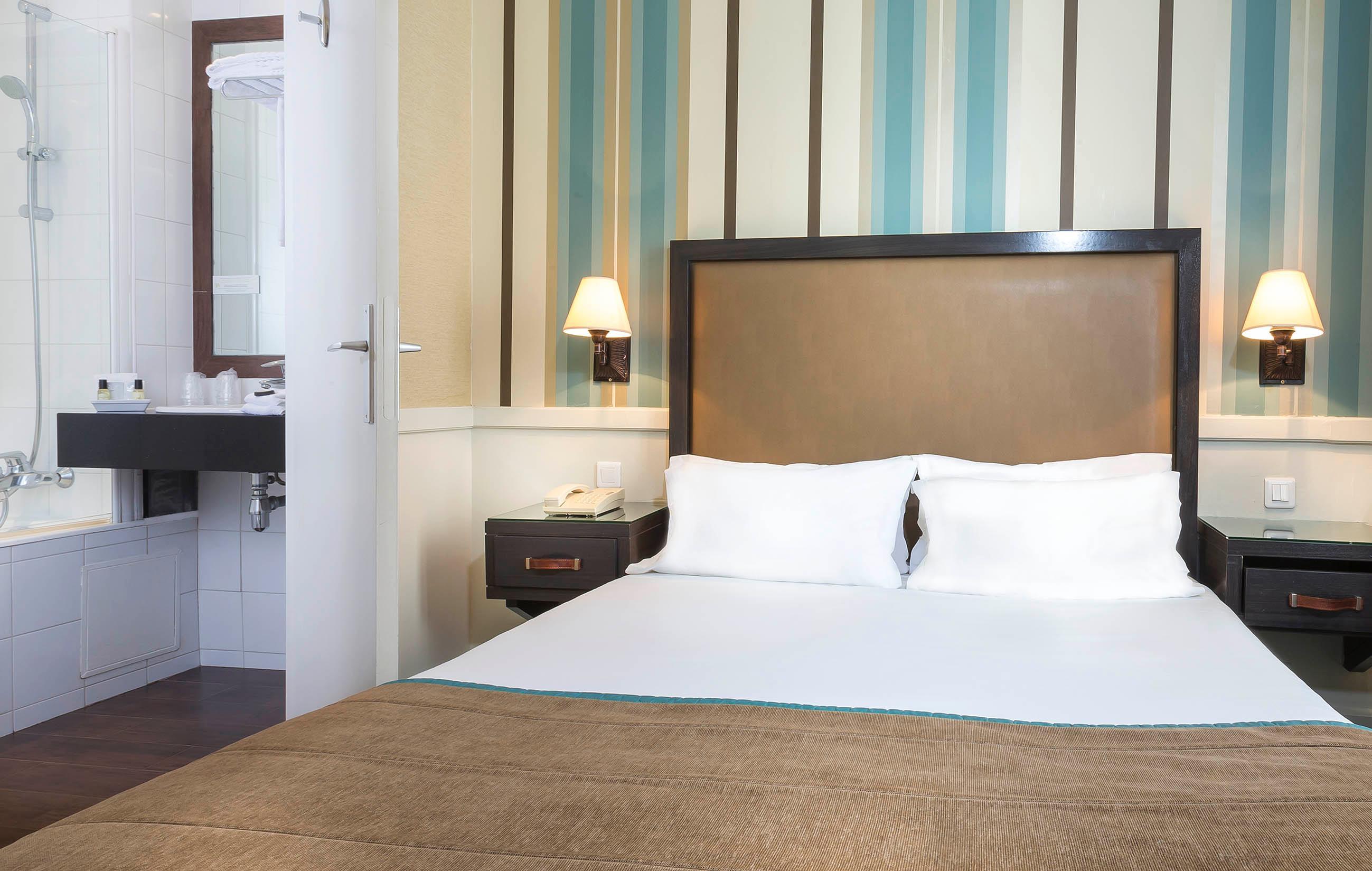 Hotel Elysees Union 3*