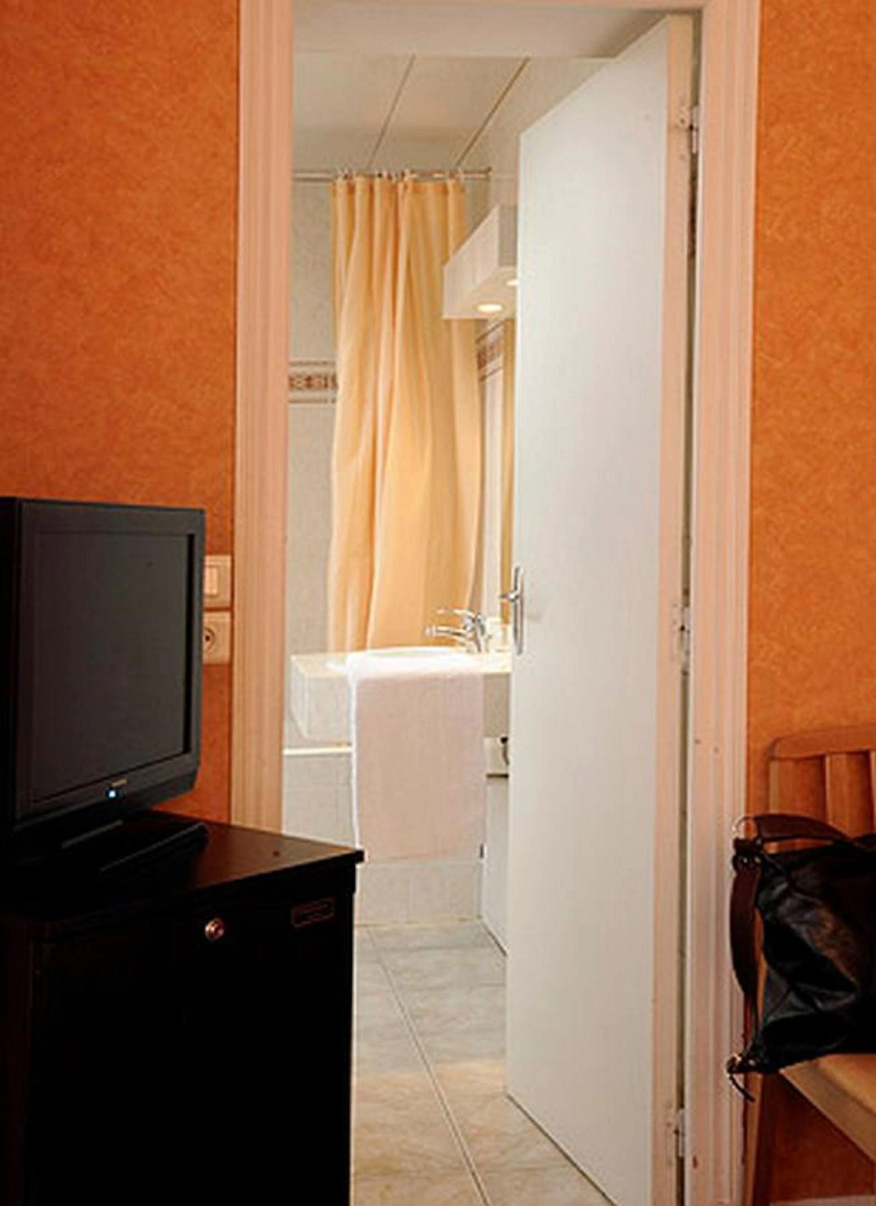 Auriane Porte De Versailles Hotel