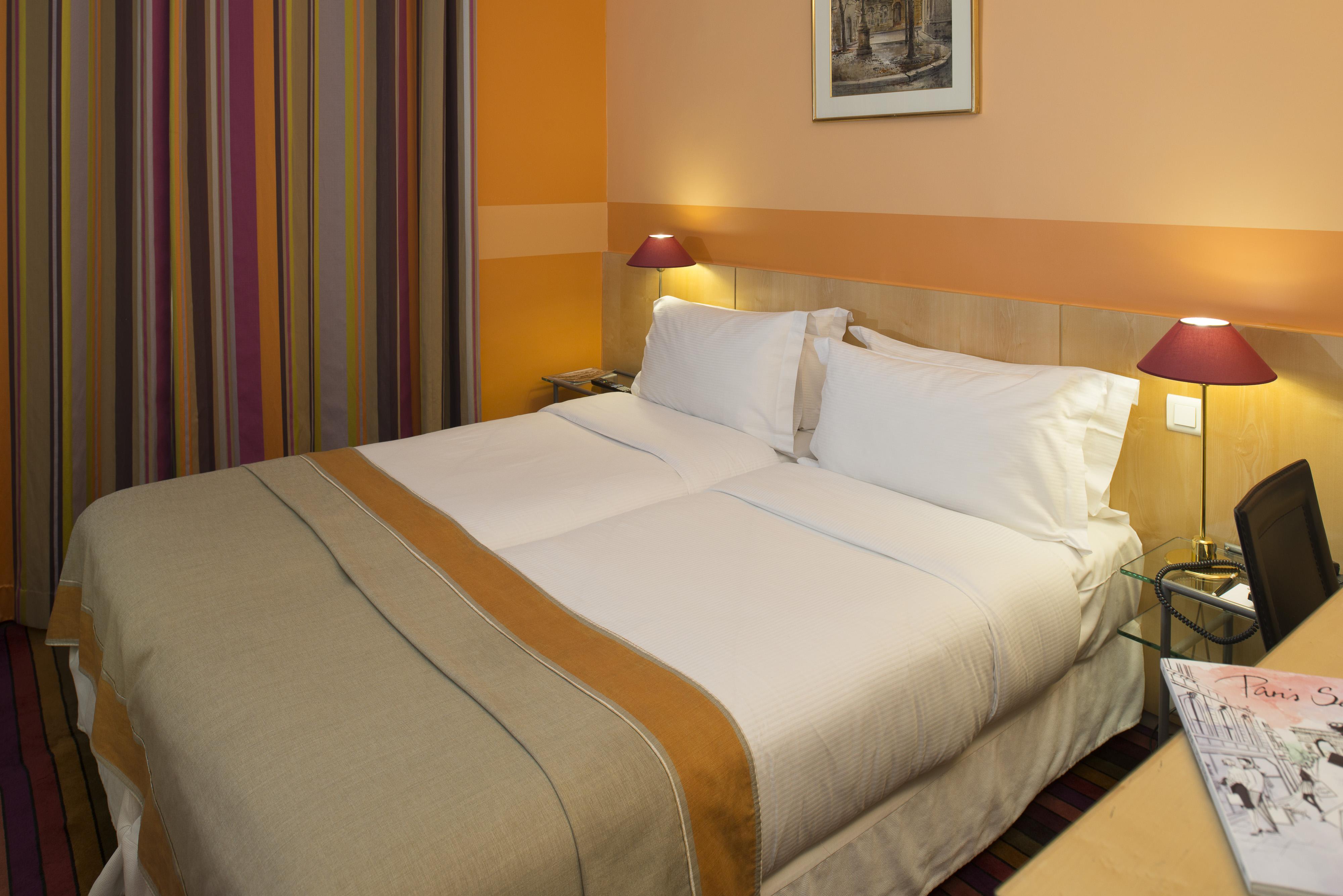 Hotel Cambon 4*