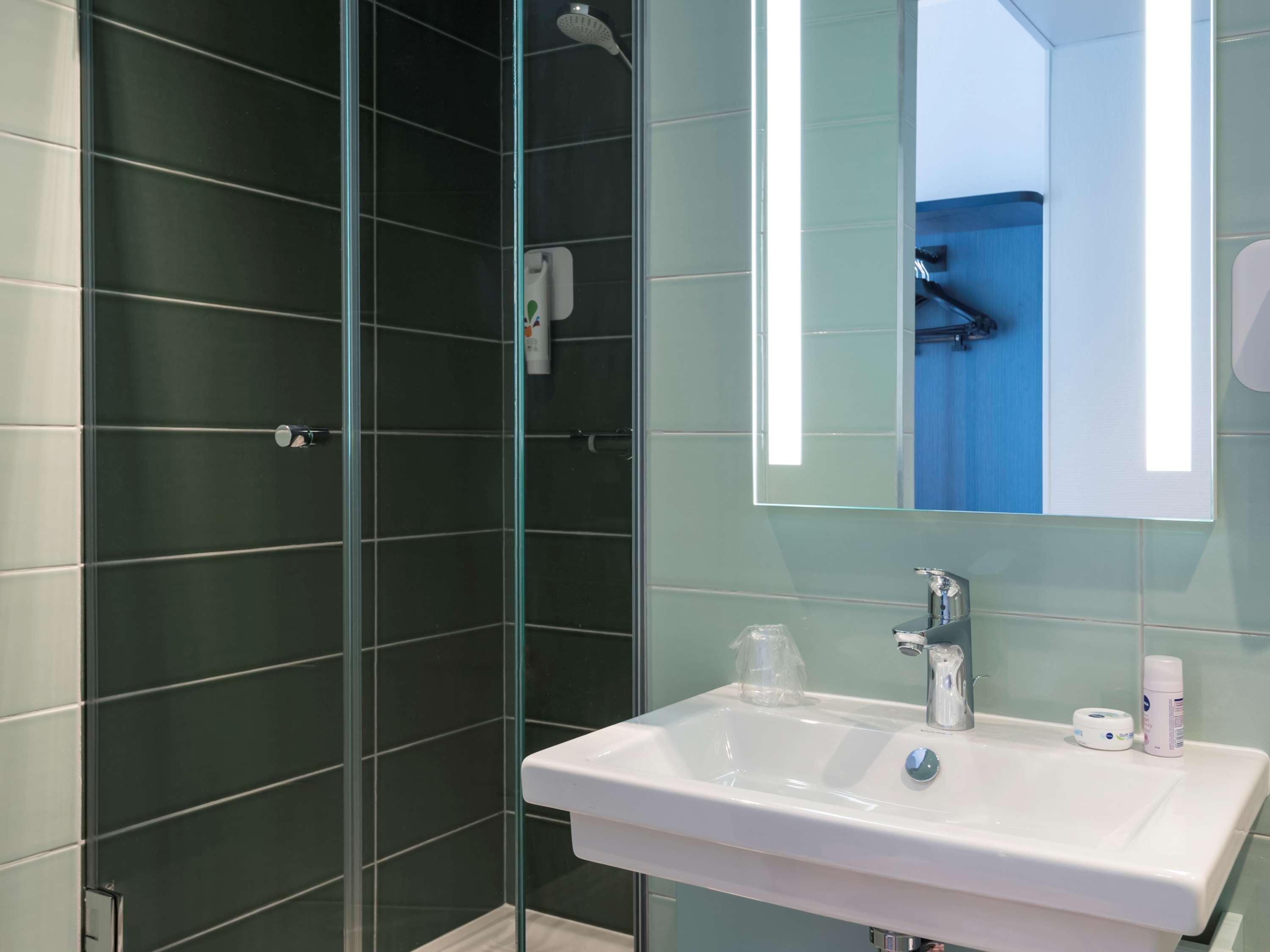 Ibis Styles Gare Saint Lazare 3* Paris