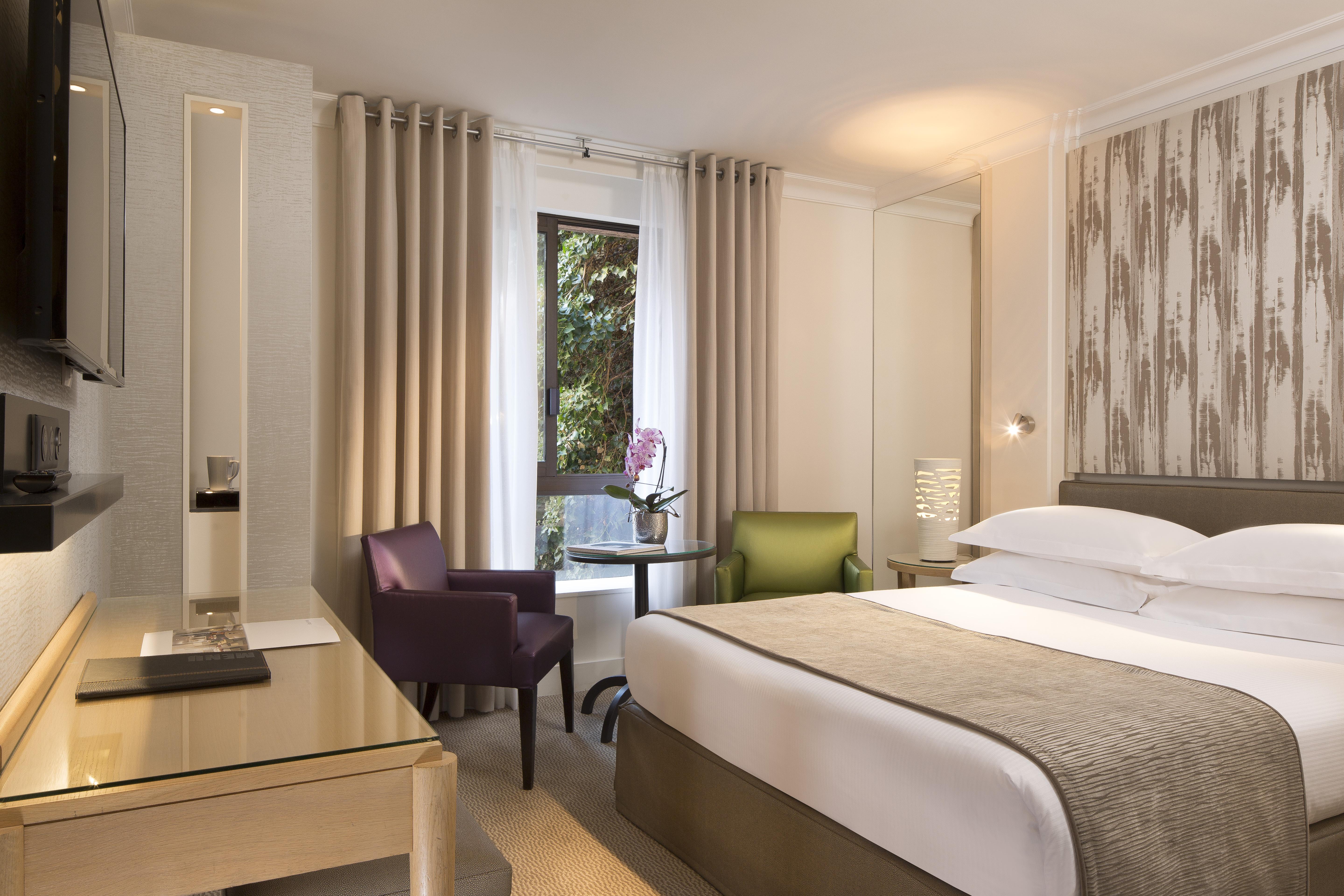 Garden-elysee Hotel