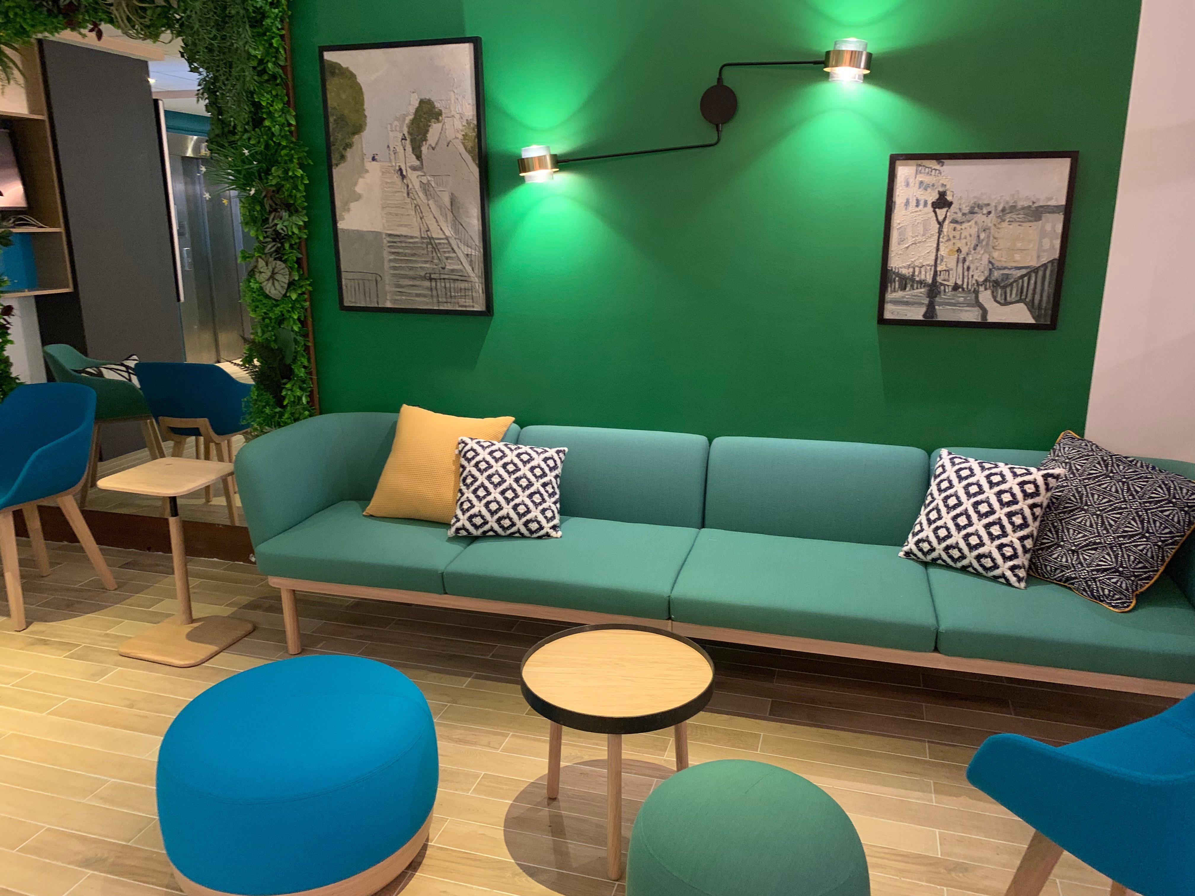 Hotel Holiday Montmartre By Ihg Paris