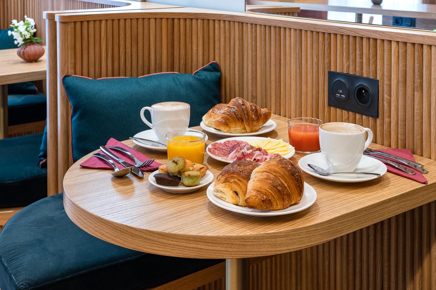 Hotel O.lysée 4*