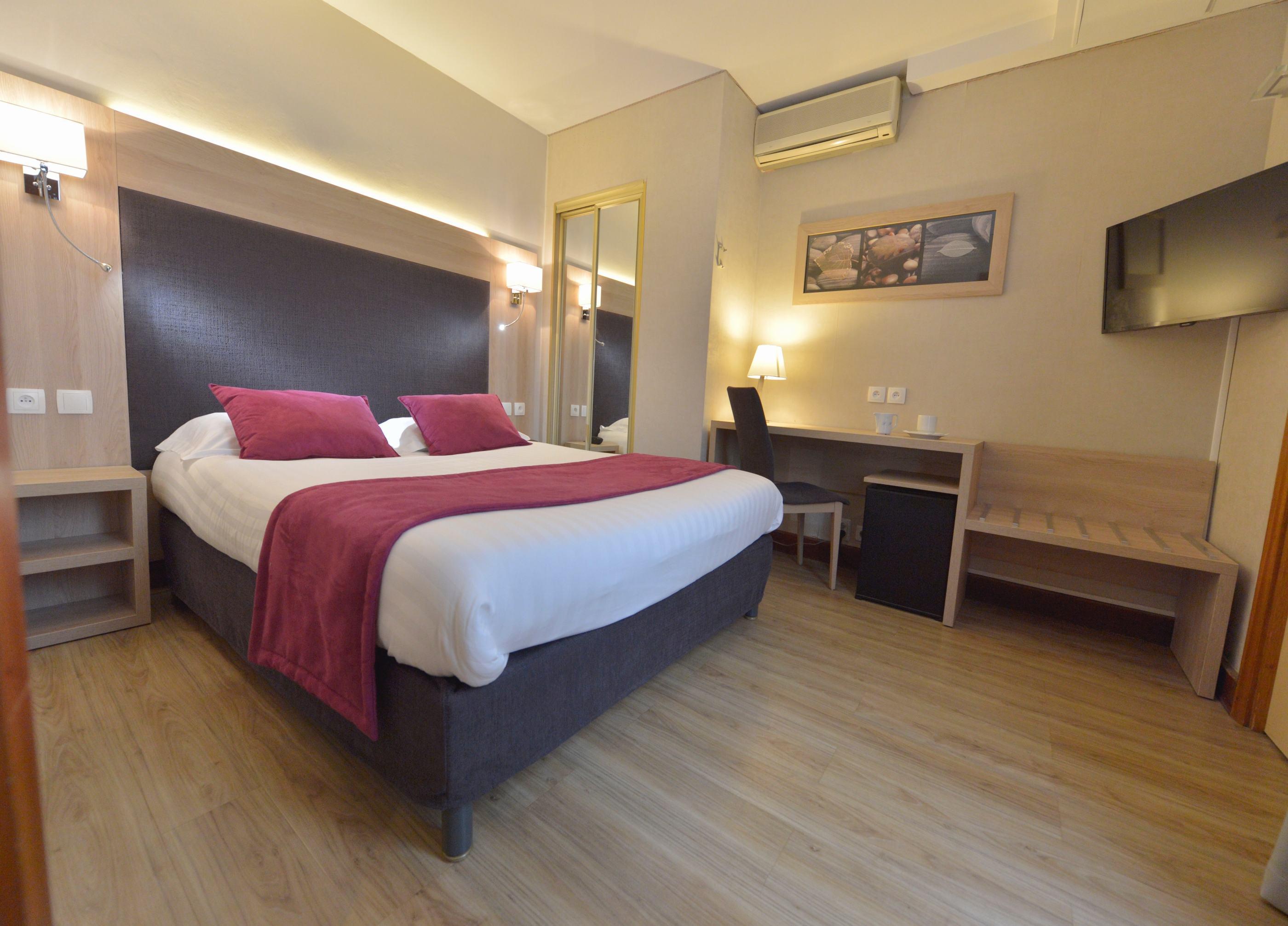 Hotel Renoir Montparnasse Parigi
