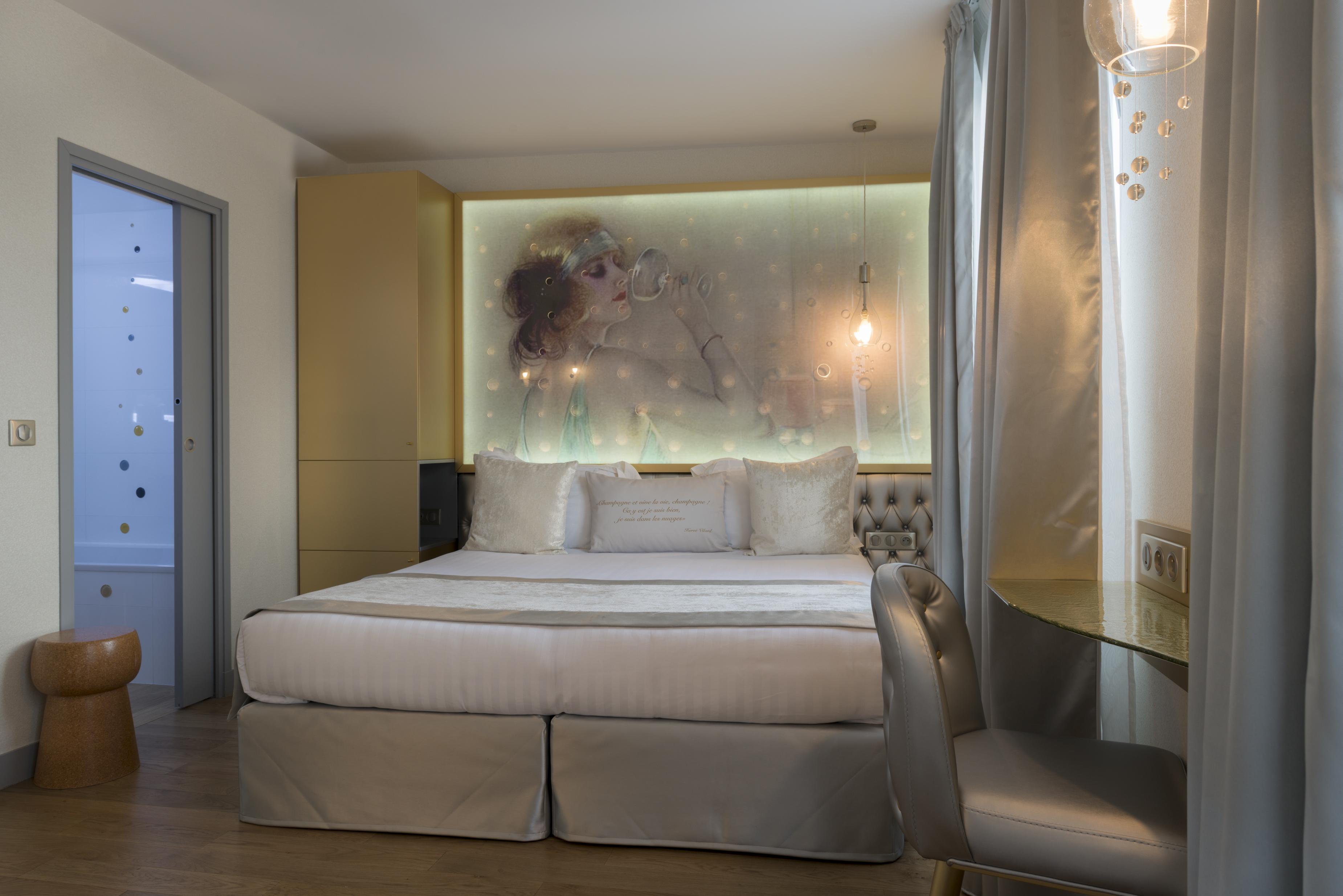 Hotel Les Bulles De Parigi