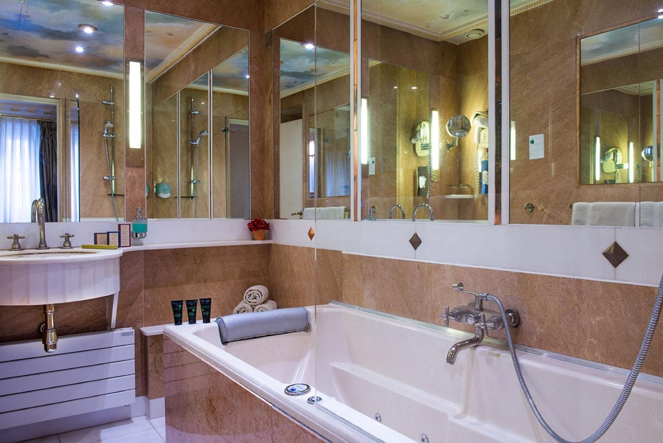 Hotel Gavarni