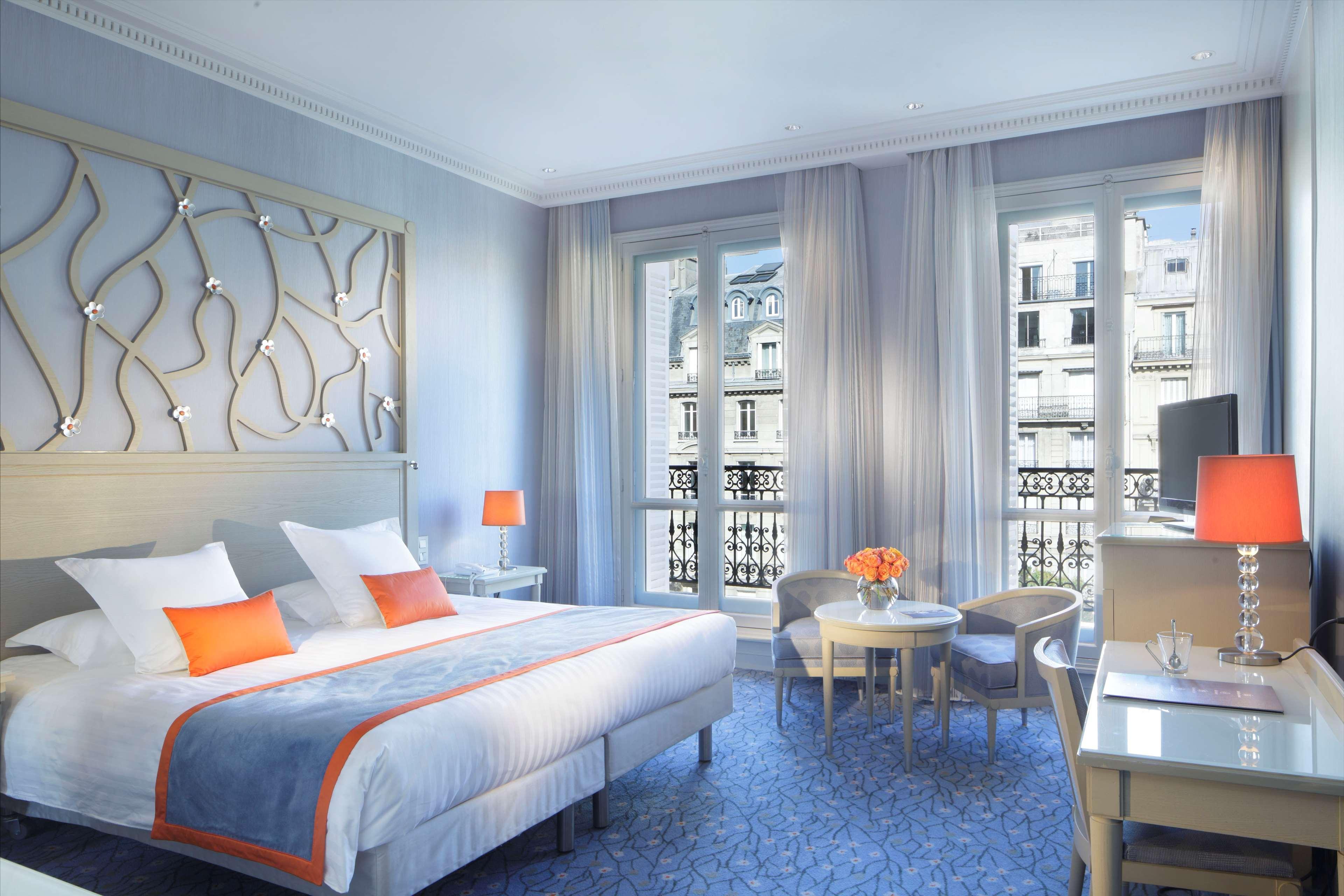Splendid Etoile Hotel 4*