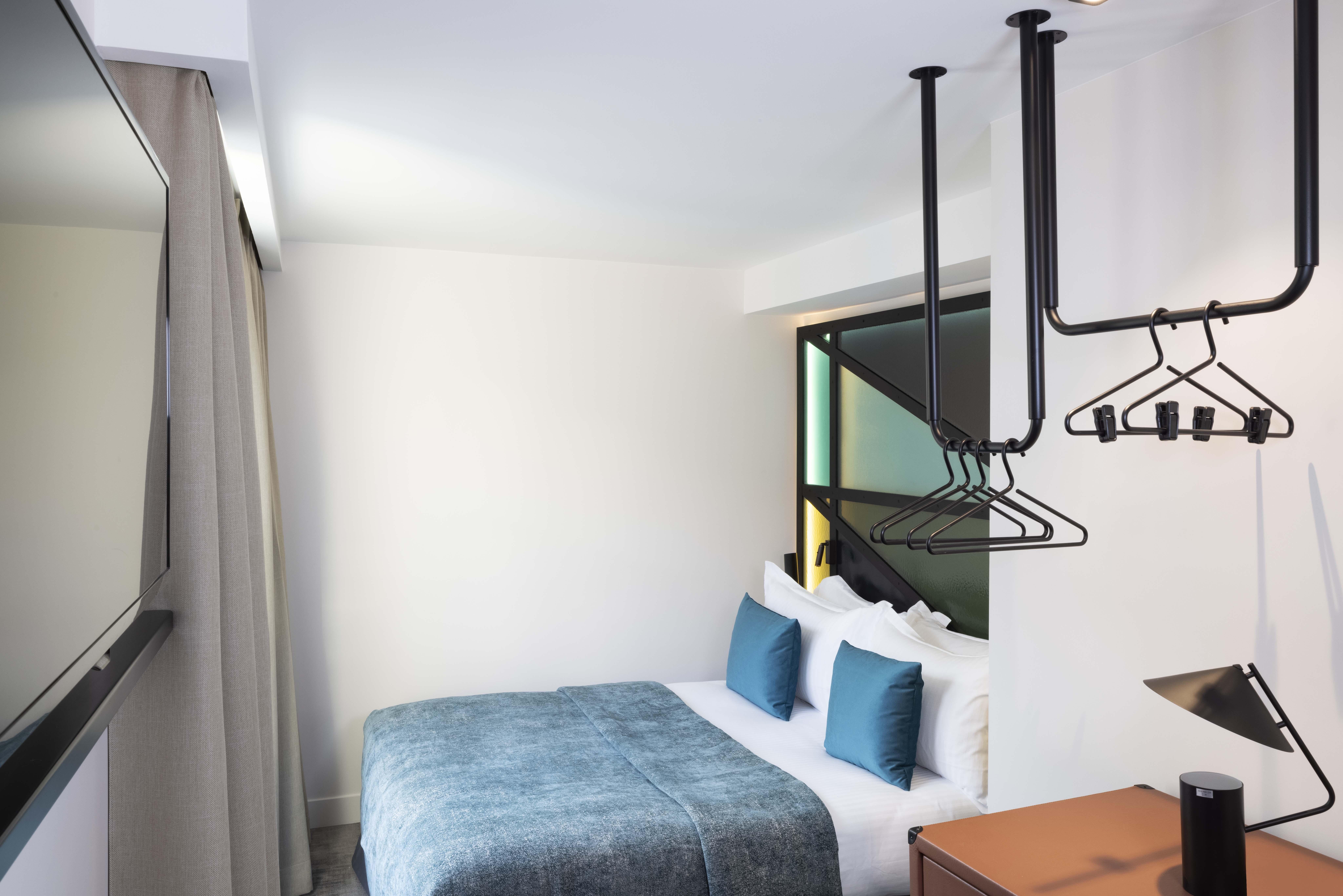 Le 12 Hotel