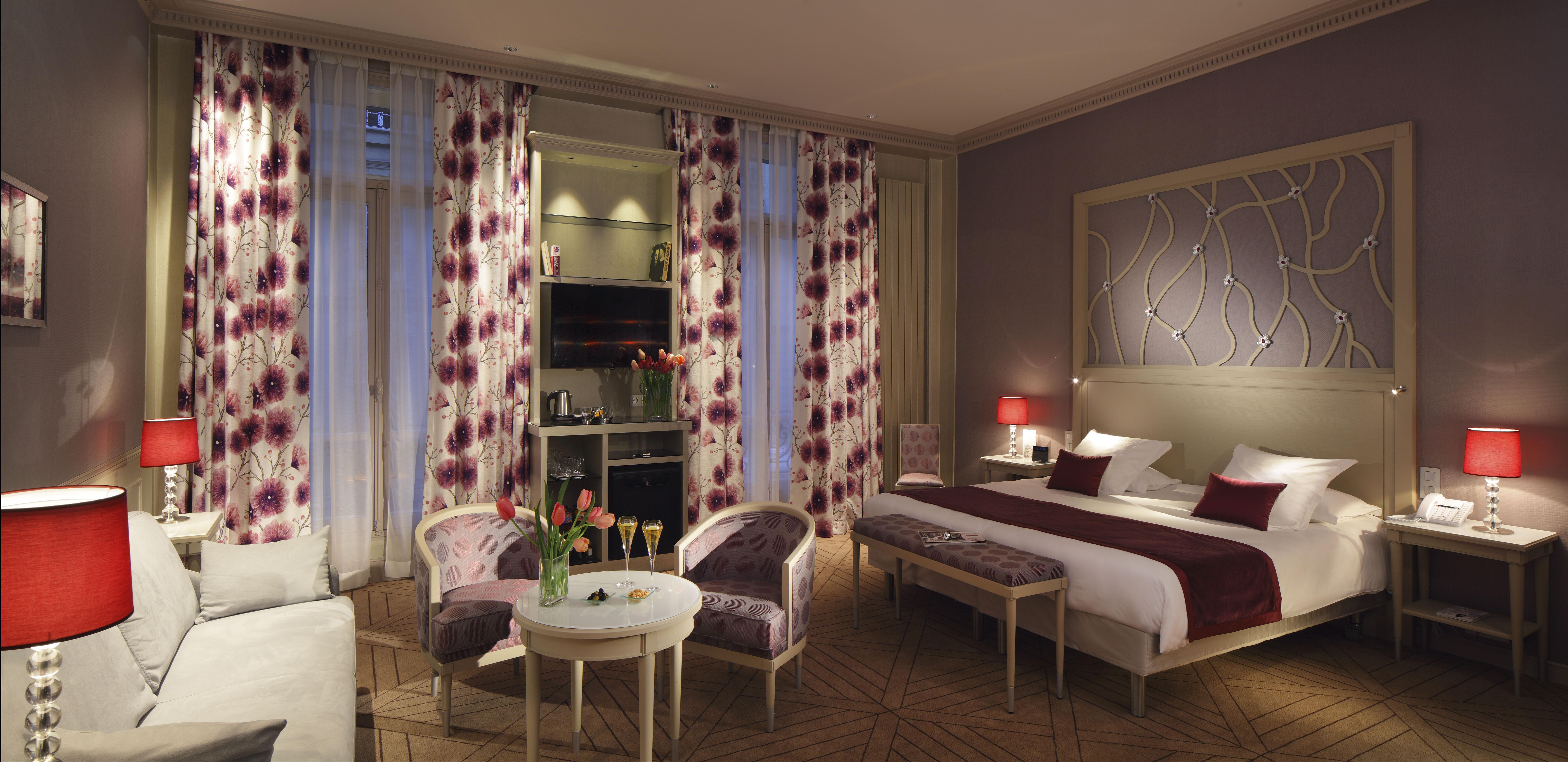 Hotel Chateau Frontenac Paris