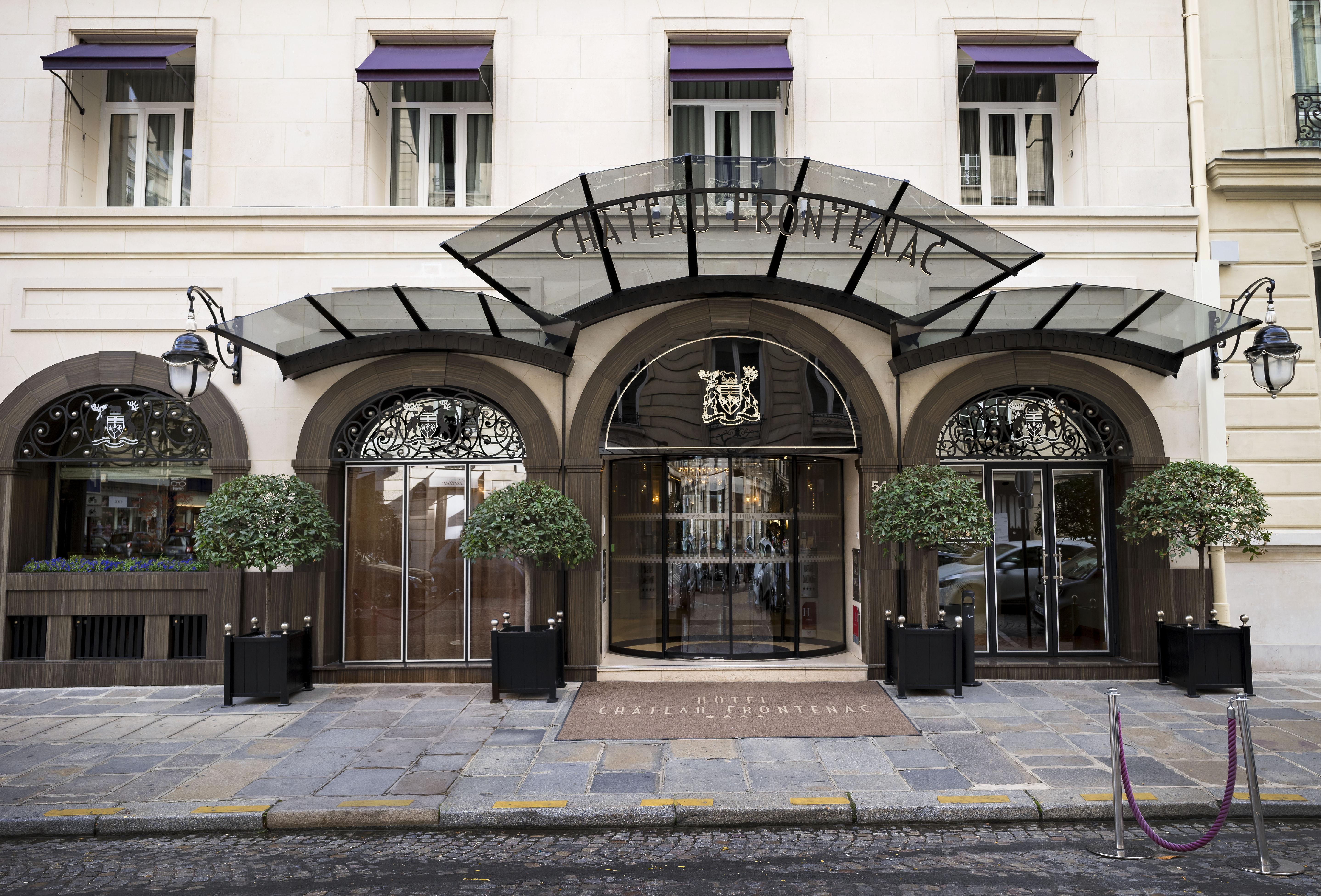 Chateau Frontenac Hotel Paris