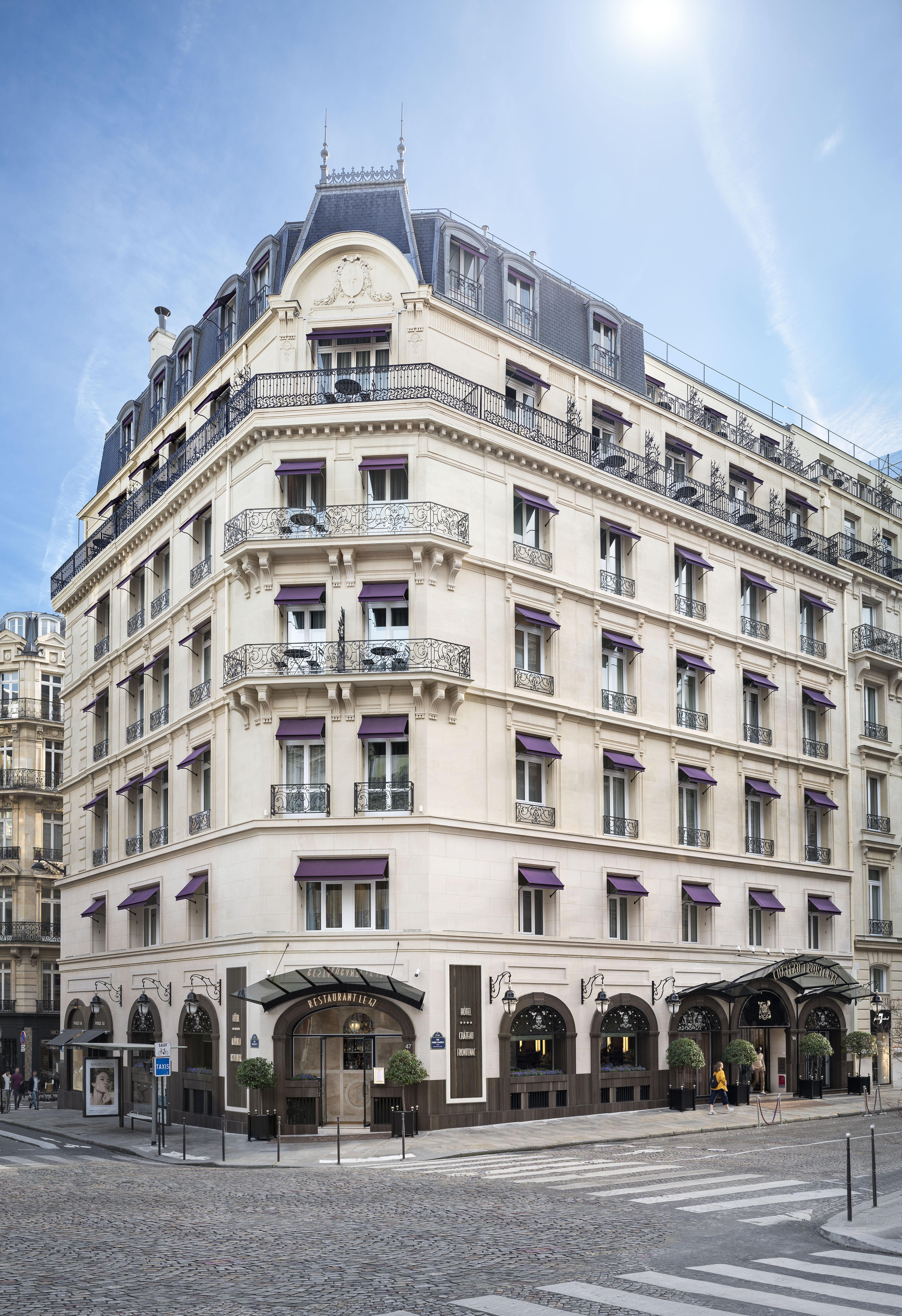Hotel Chateau Frontenac Paris