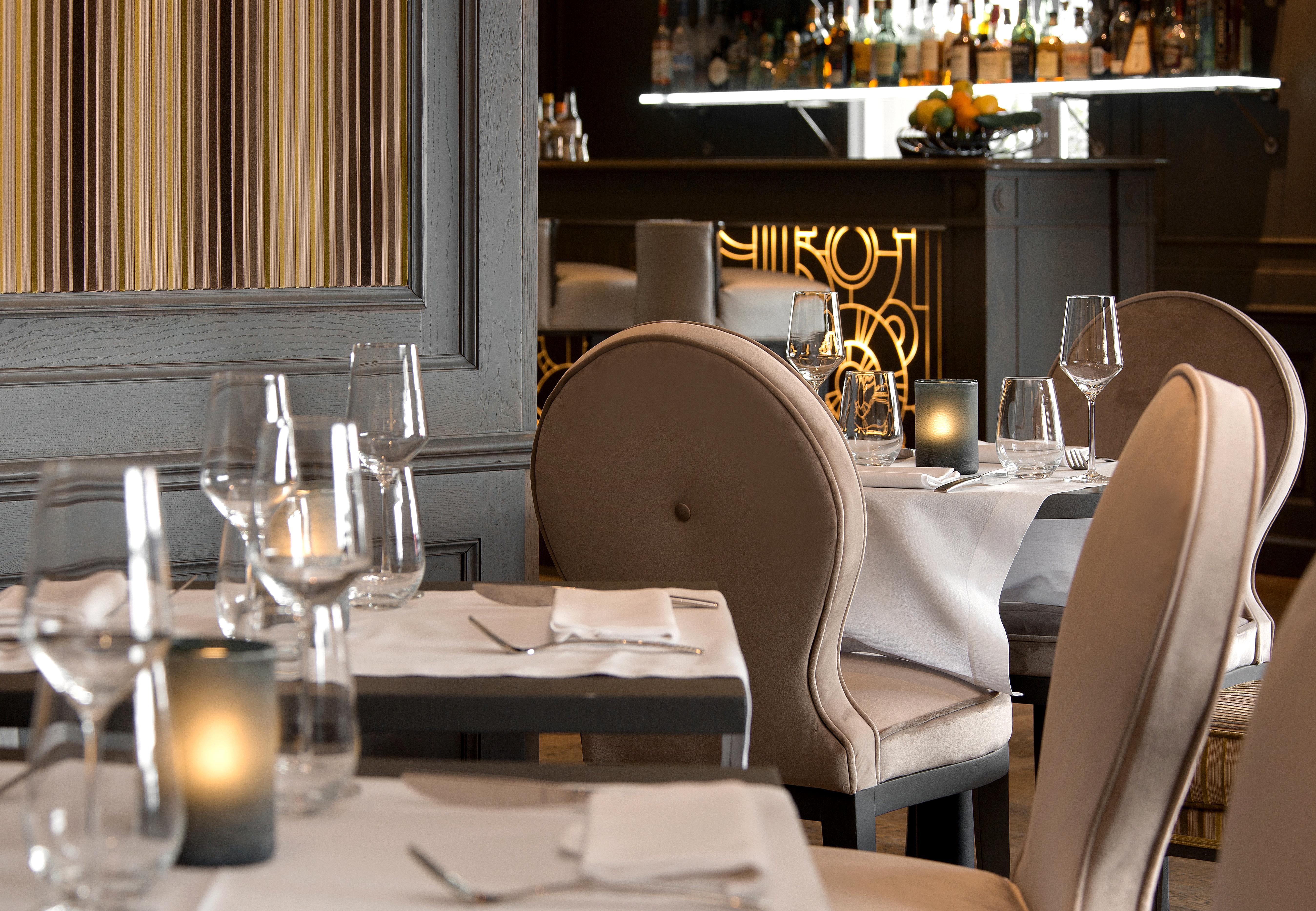 Hotel Chateau Frontenac Paris