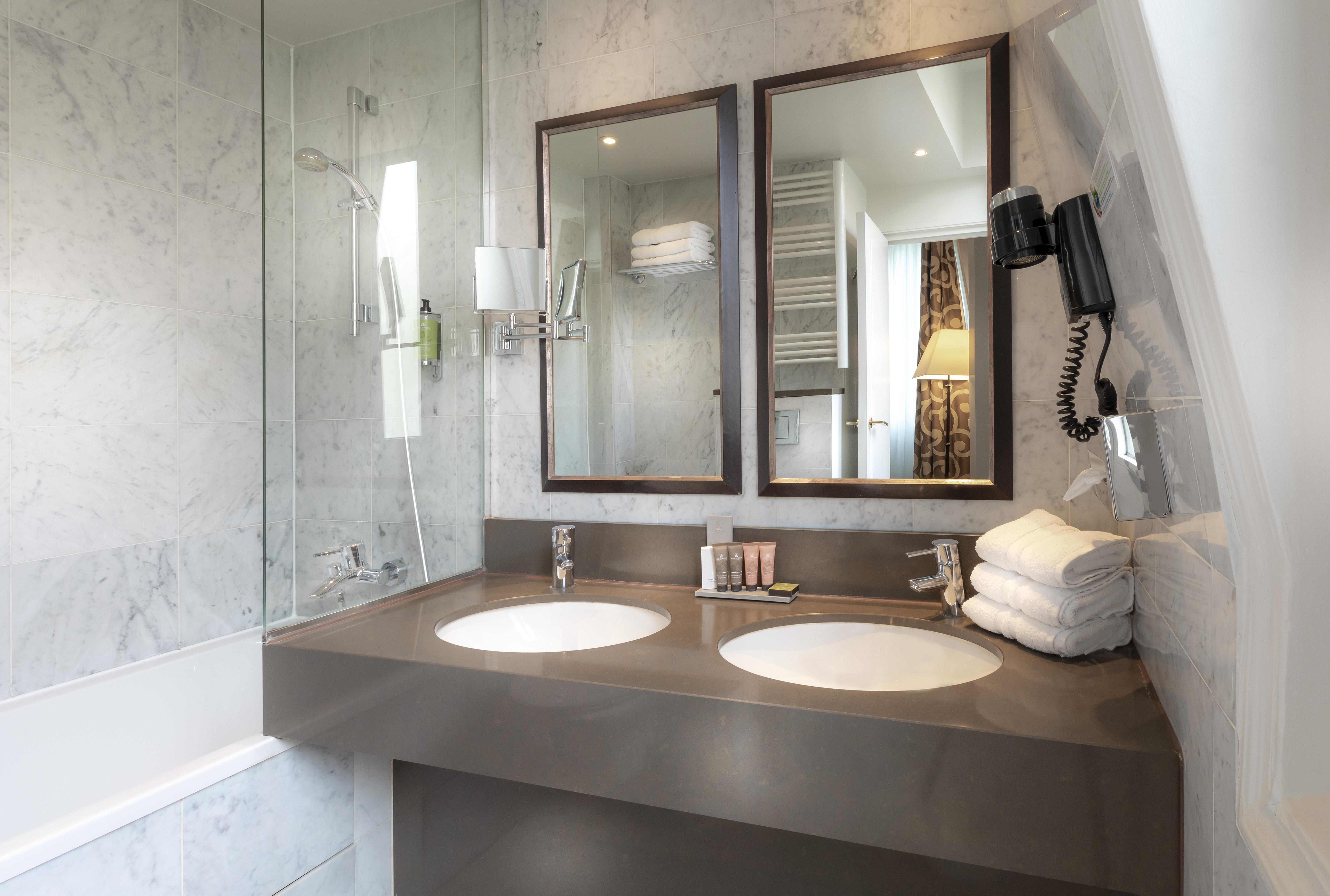 Du Bois Champs-elysees Hotel Paris