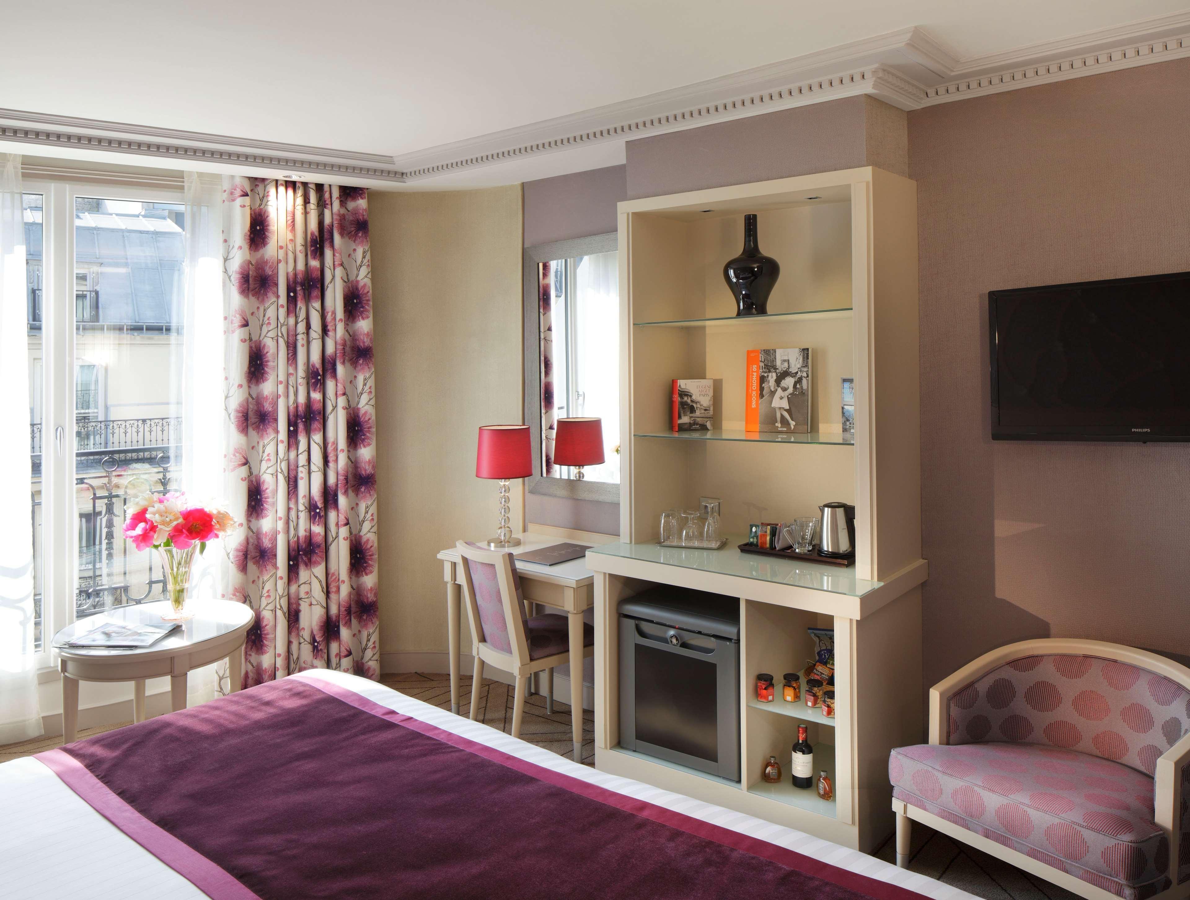 Rochester Champs Elysees Hotel 4*