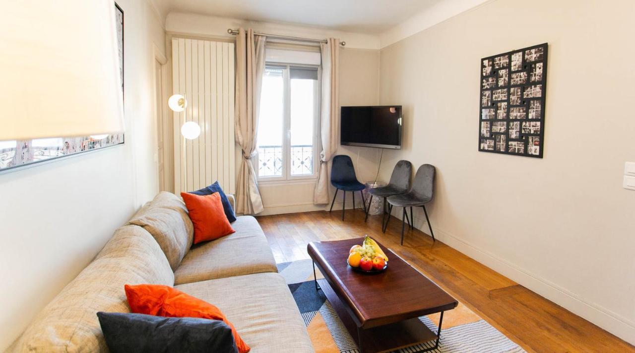Le Marais Republique Apartment Paris