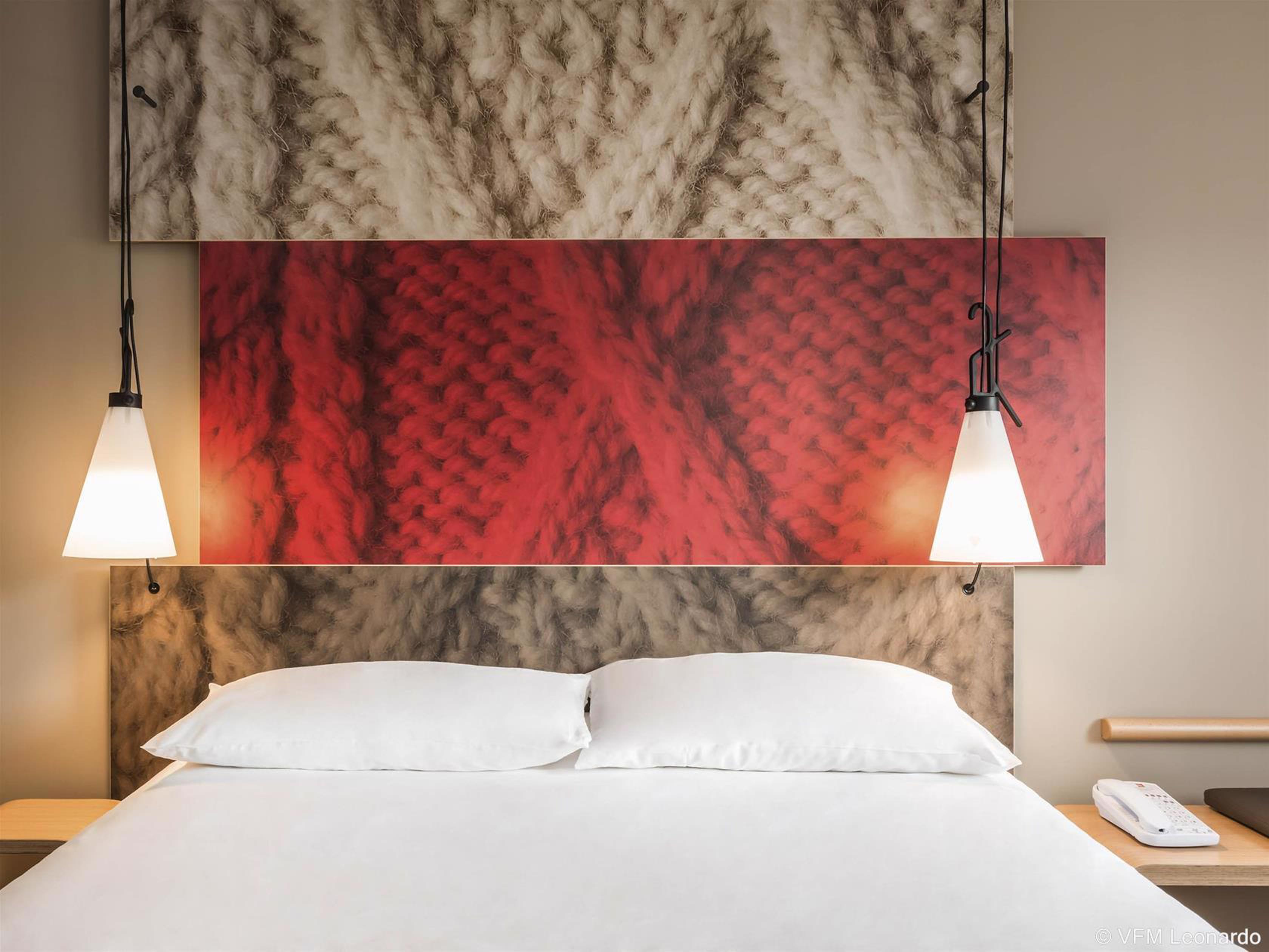 Hotel Ibis Canal Saint Martin 3*