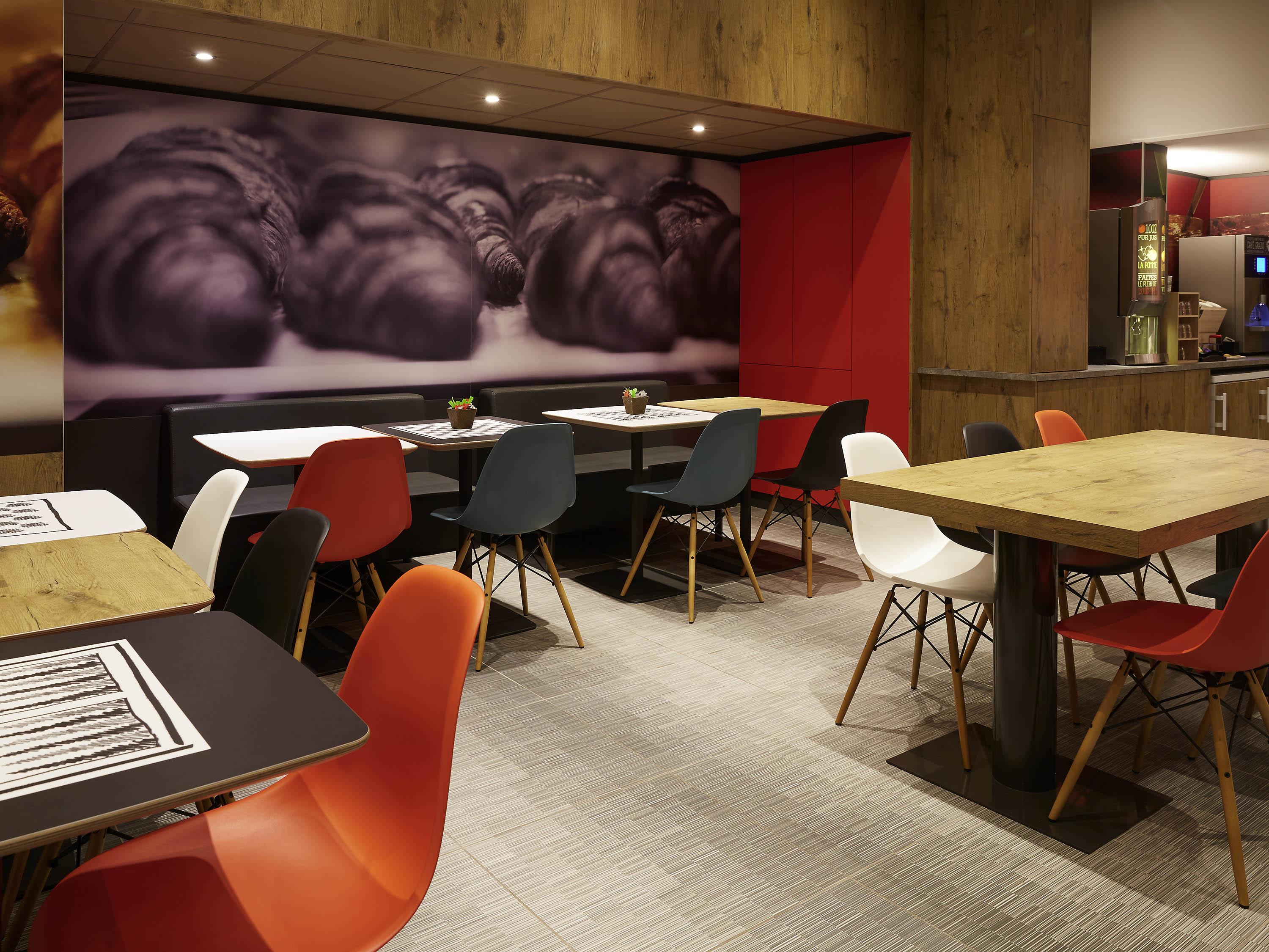 Hotel Ibis Canal Saint Martin Parigi