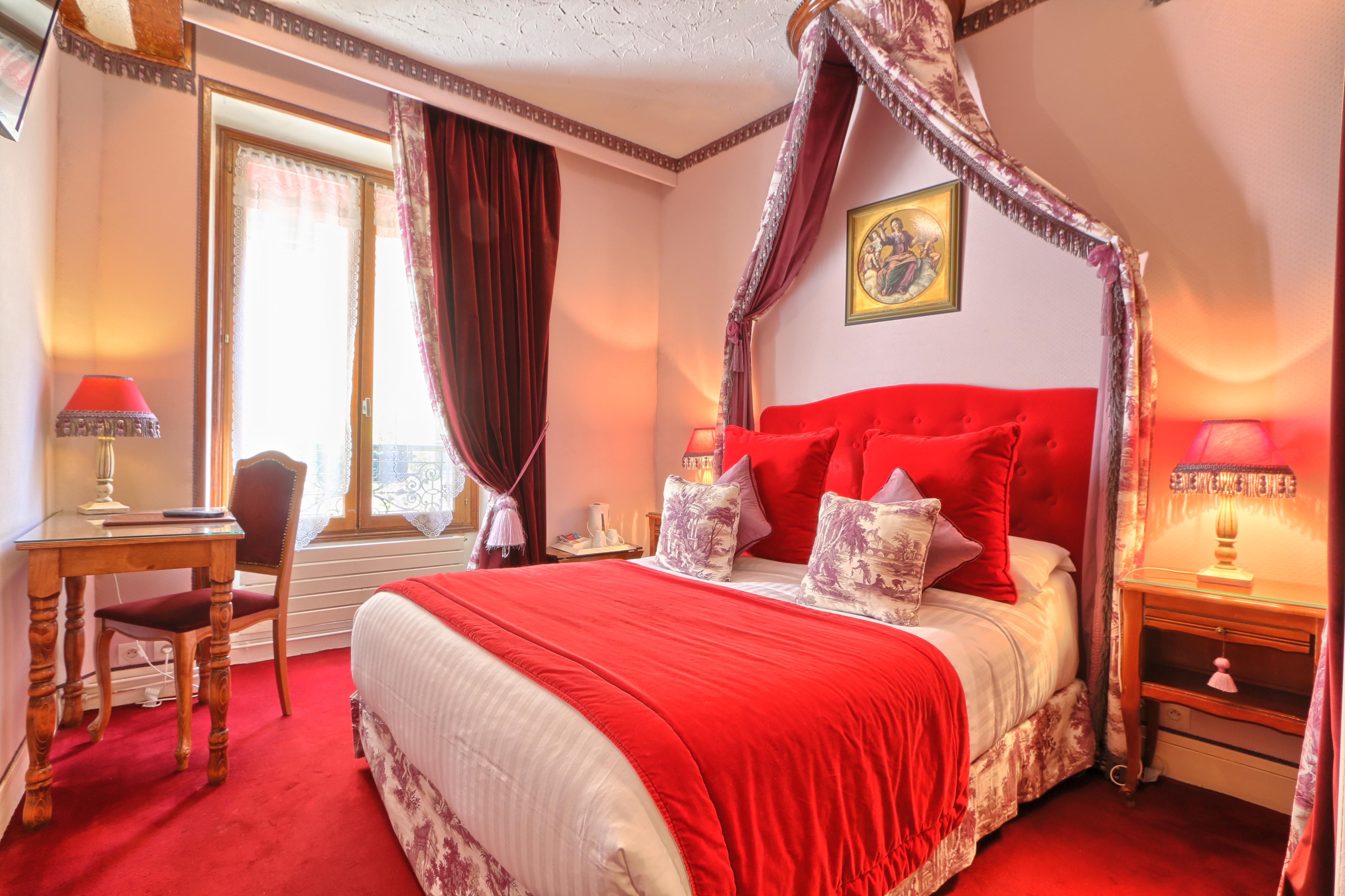 Hotel Grand Dechampaigne 3*
