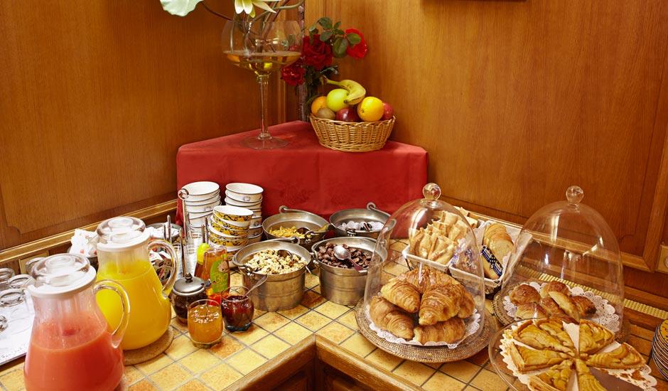 Grand Dechampaigne Hotel 3*
